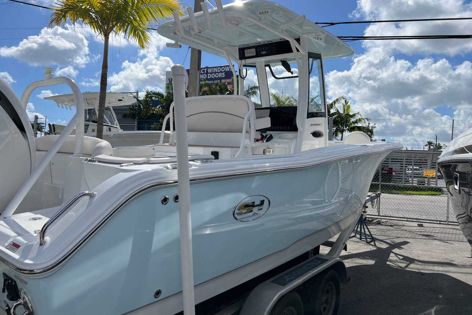 New 2023 Sea Hunt Ultra 255 SE #0353 image 2