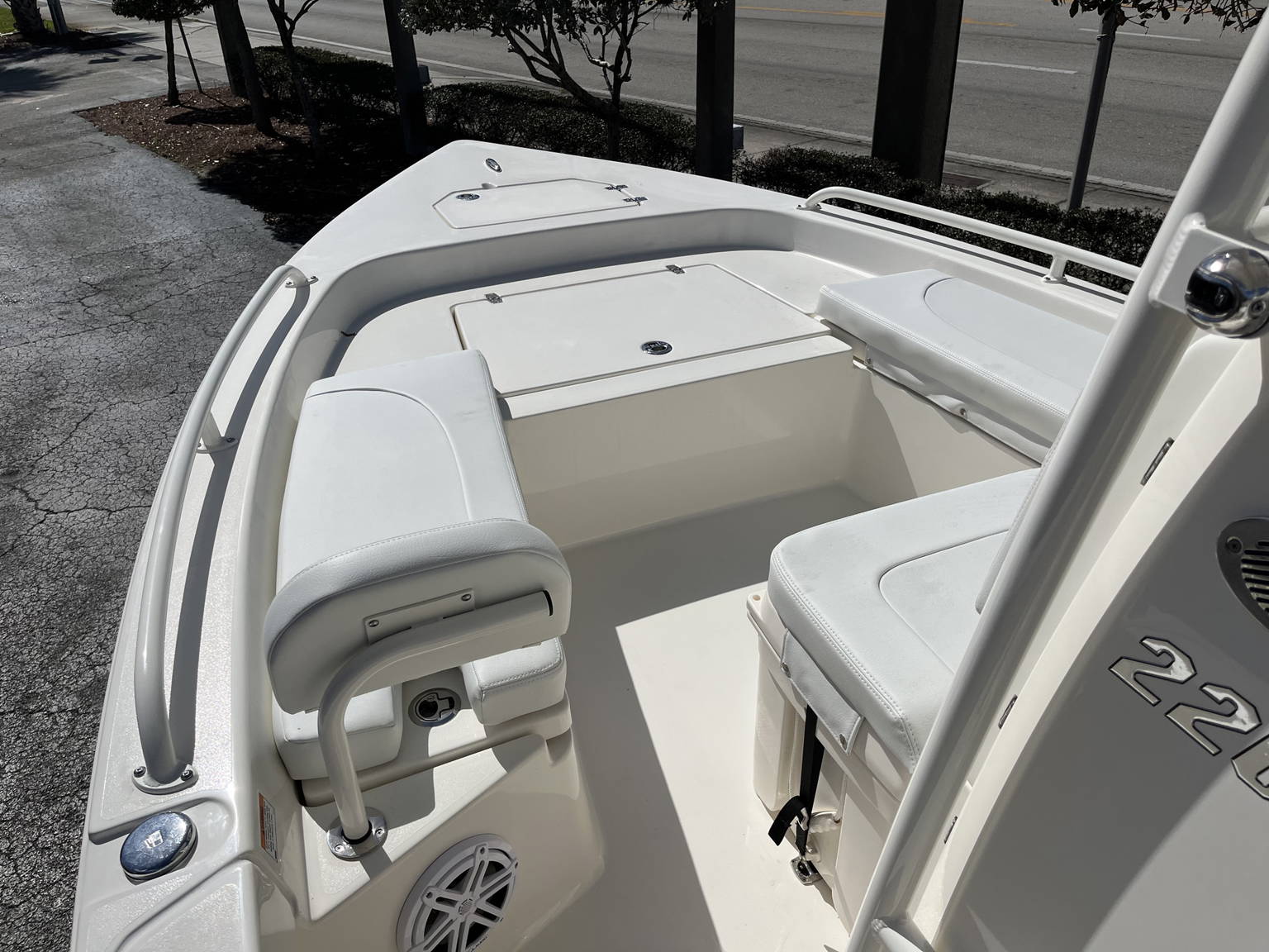 Alternative image of Pathfinder 2200 TRS in Fort Lauderdale, FL