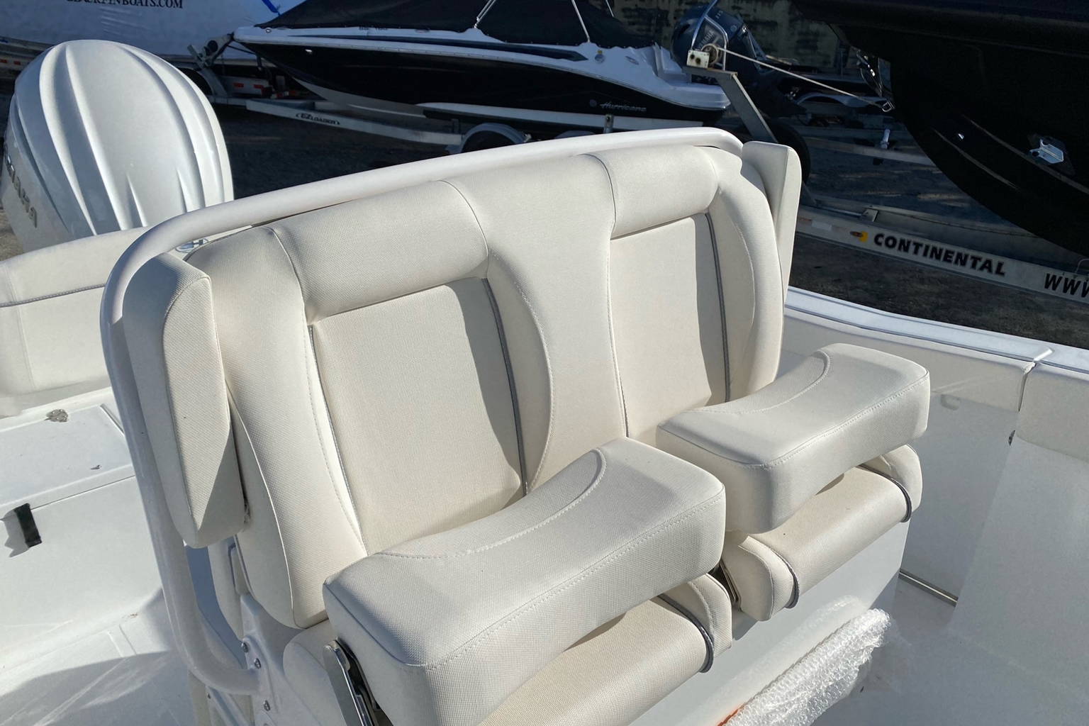 New 2023 Sea Hunt Ultra 255 SE #0358 image 7