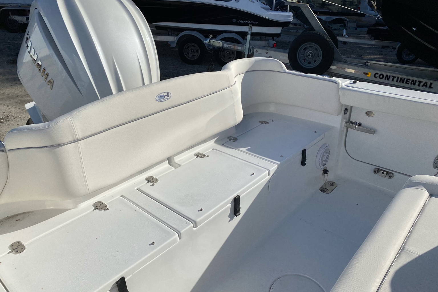 New 2023 Sea Hunt Ultra 255 SE #0358 image 3