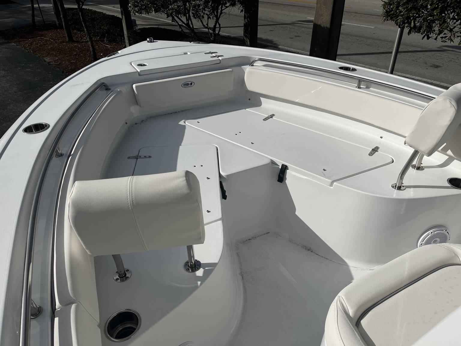 Alternative image of Sea Hunt Ultra 229 in Vero Beach, FL