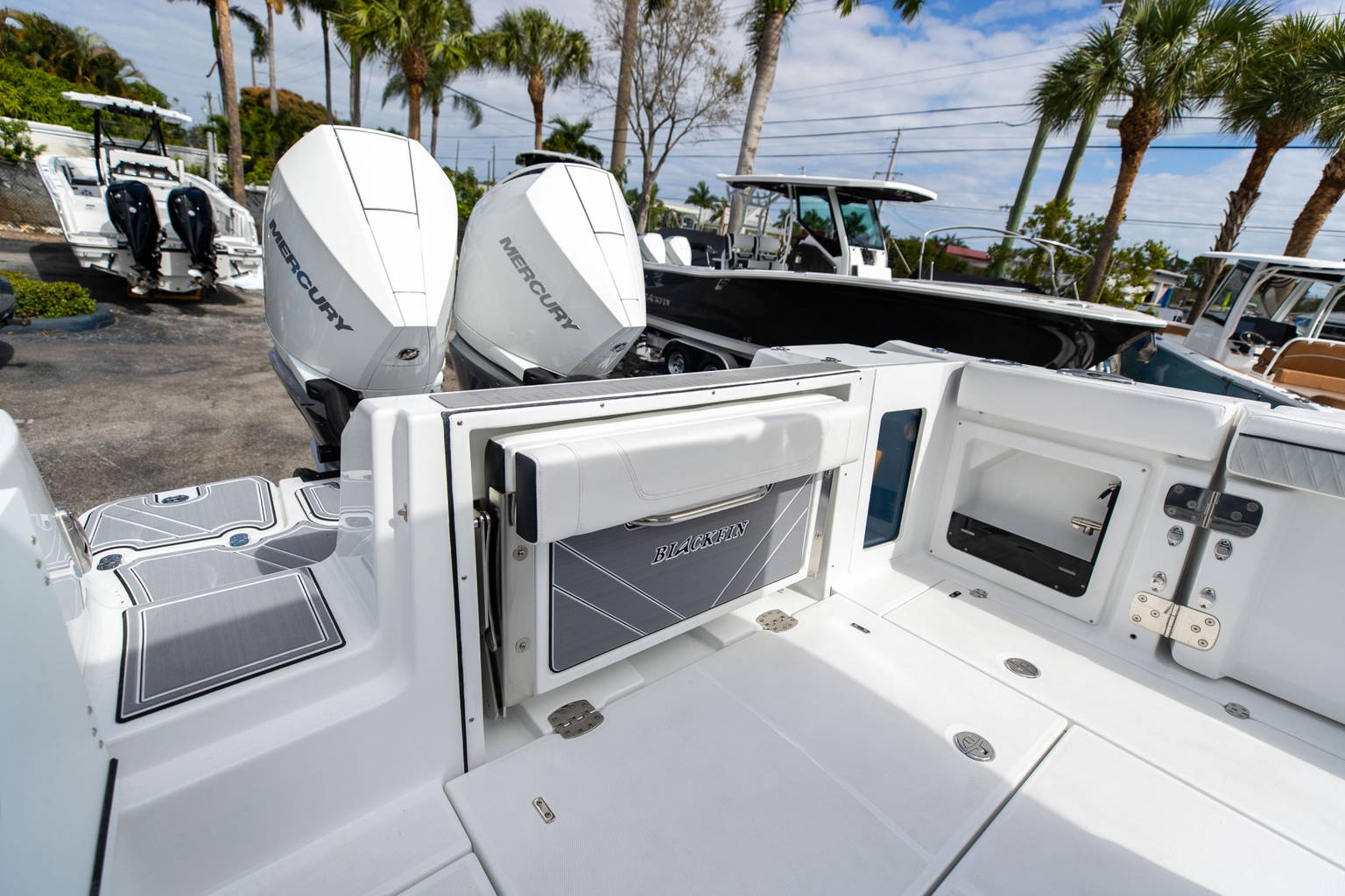 New 2023 Blackfin 302CC #E157 image 12