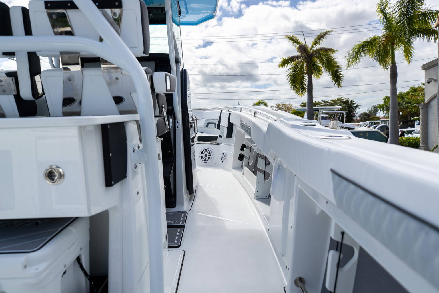 New 2023 Blackfin 302CC #E157 image 18