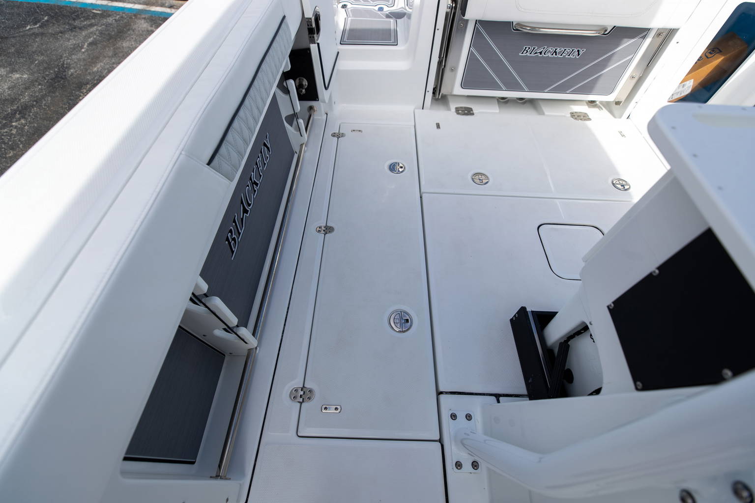New 2023 Blackfin 302CC #E157 image 19