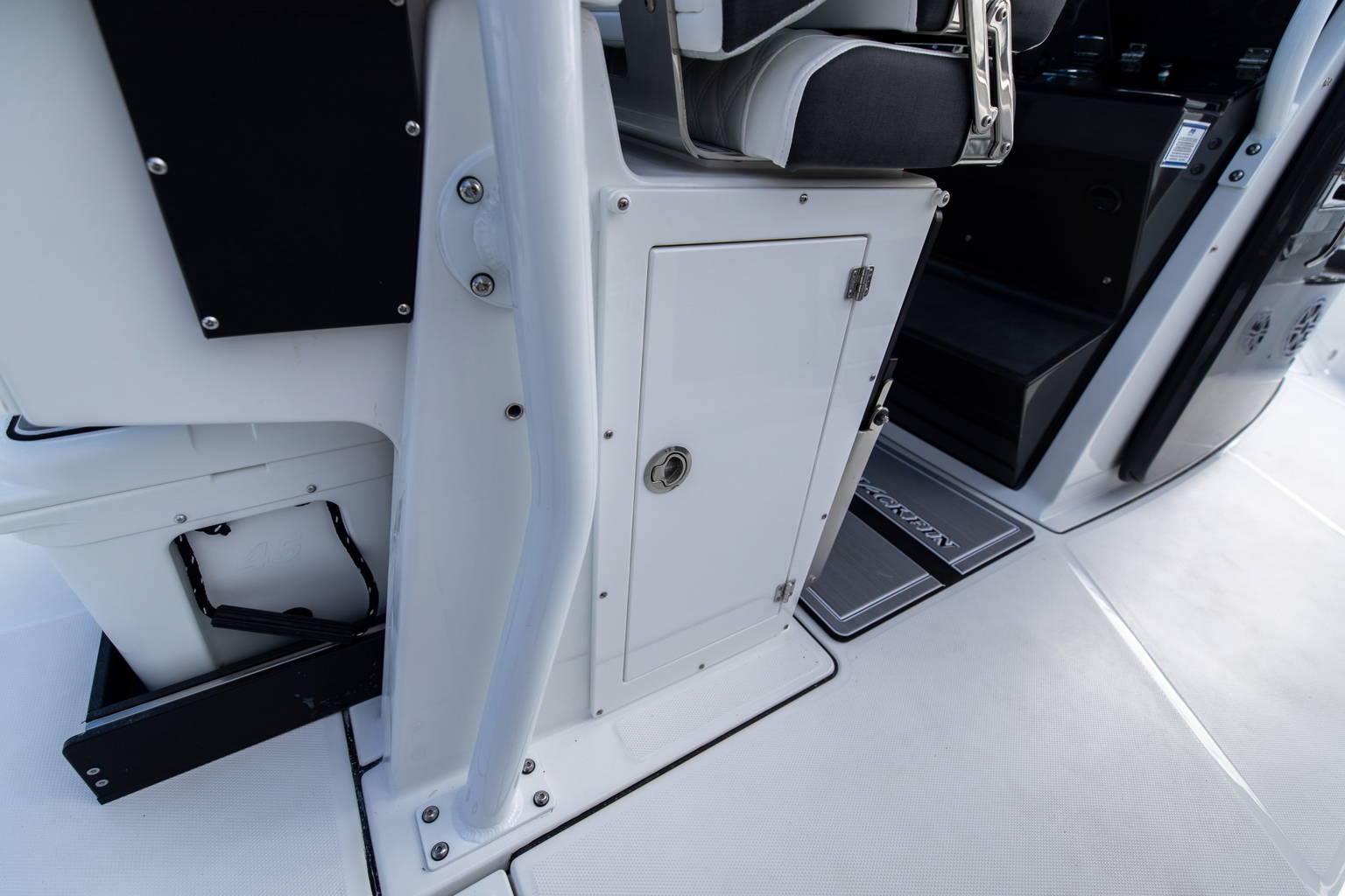 New 2023 Blackfin 302CC #E157 image 39