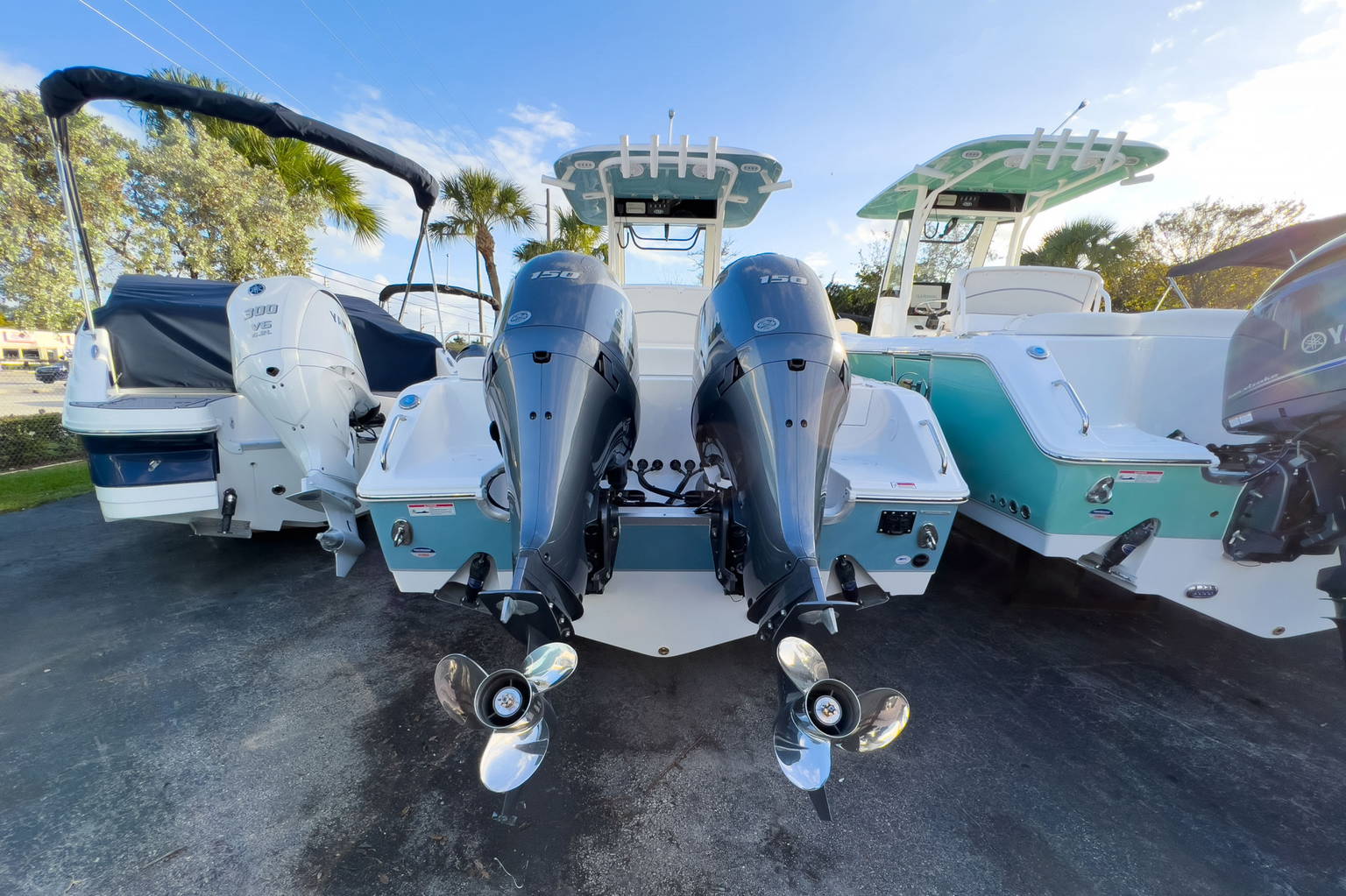 Alternative image of Sea Hunt Ultra 265 SE in Fort Lauderdale, FL