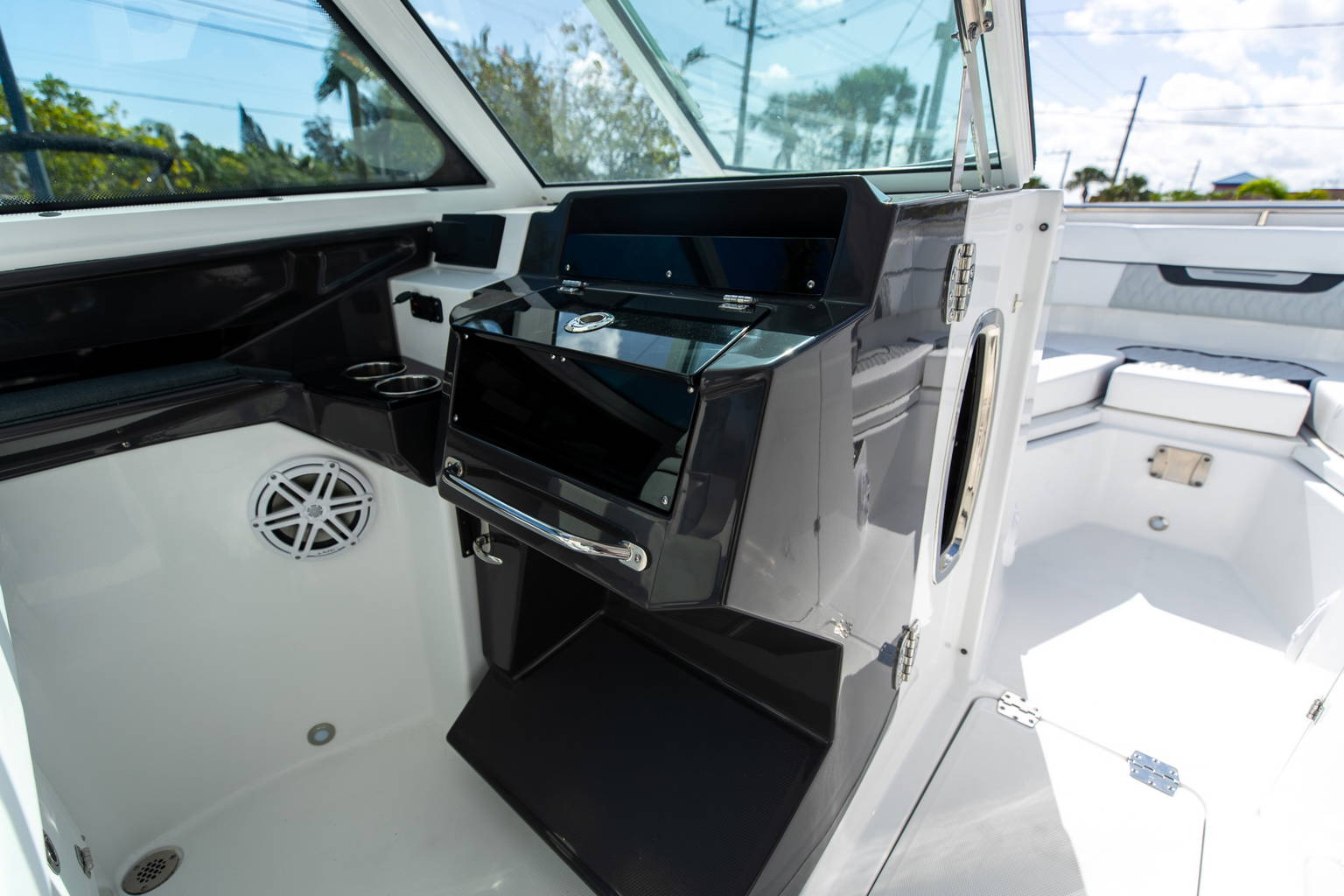 New 2023 Blackfin 272DC #G238 image 36