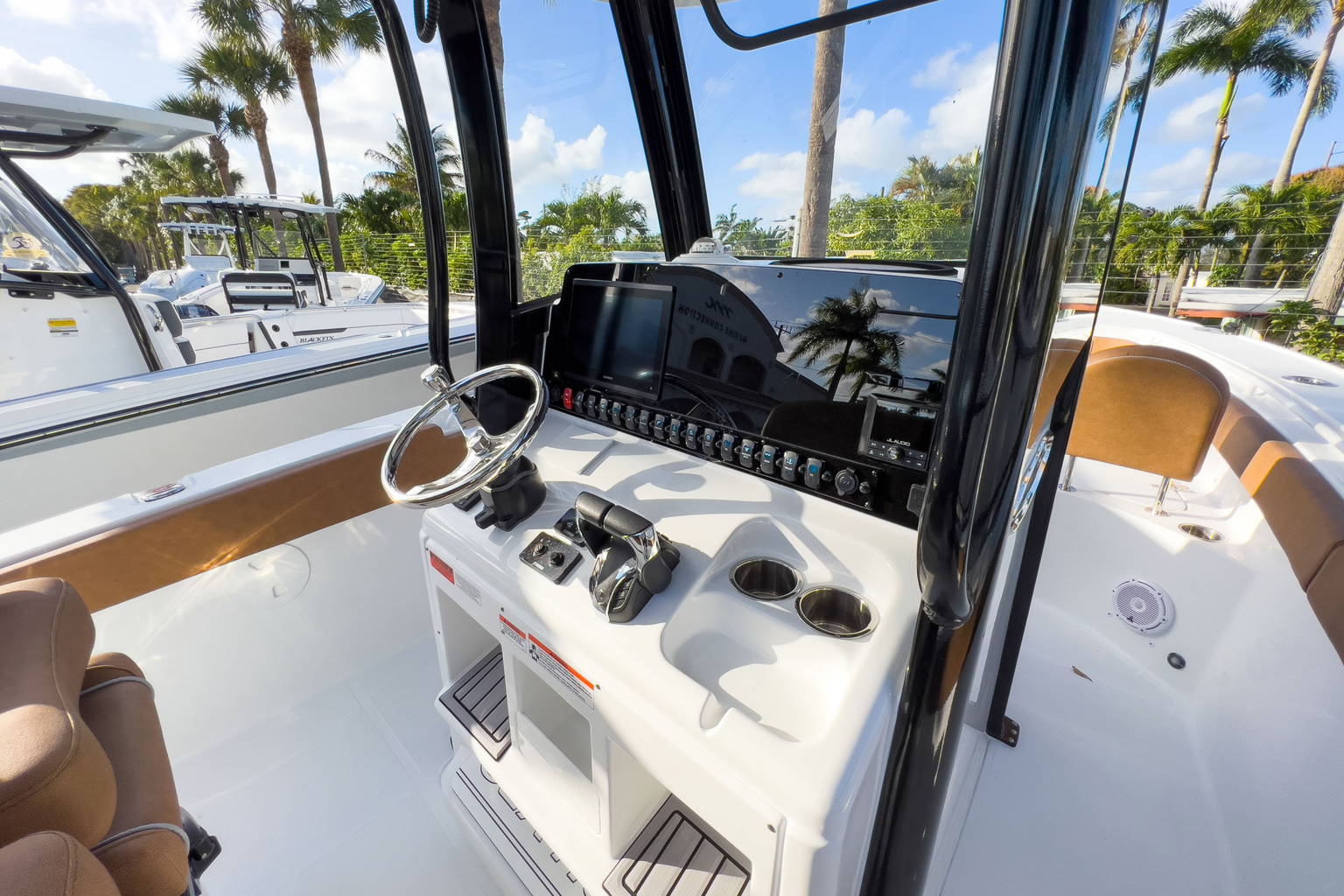 New 2023 Sea Hunt Ultra 275 SE #0361 image 5