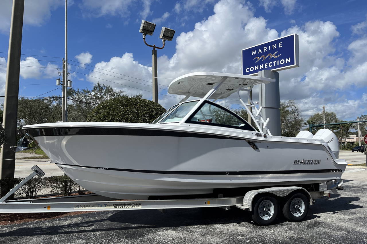 Main image of Blackfin 252DC in West Palm Beach, FL