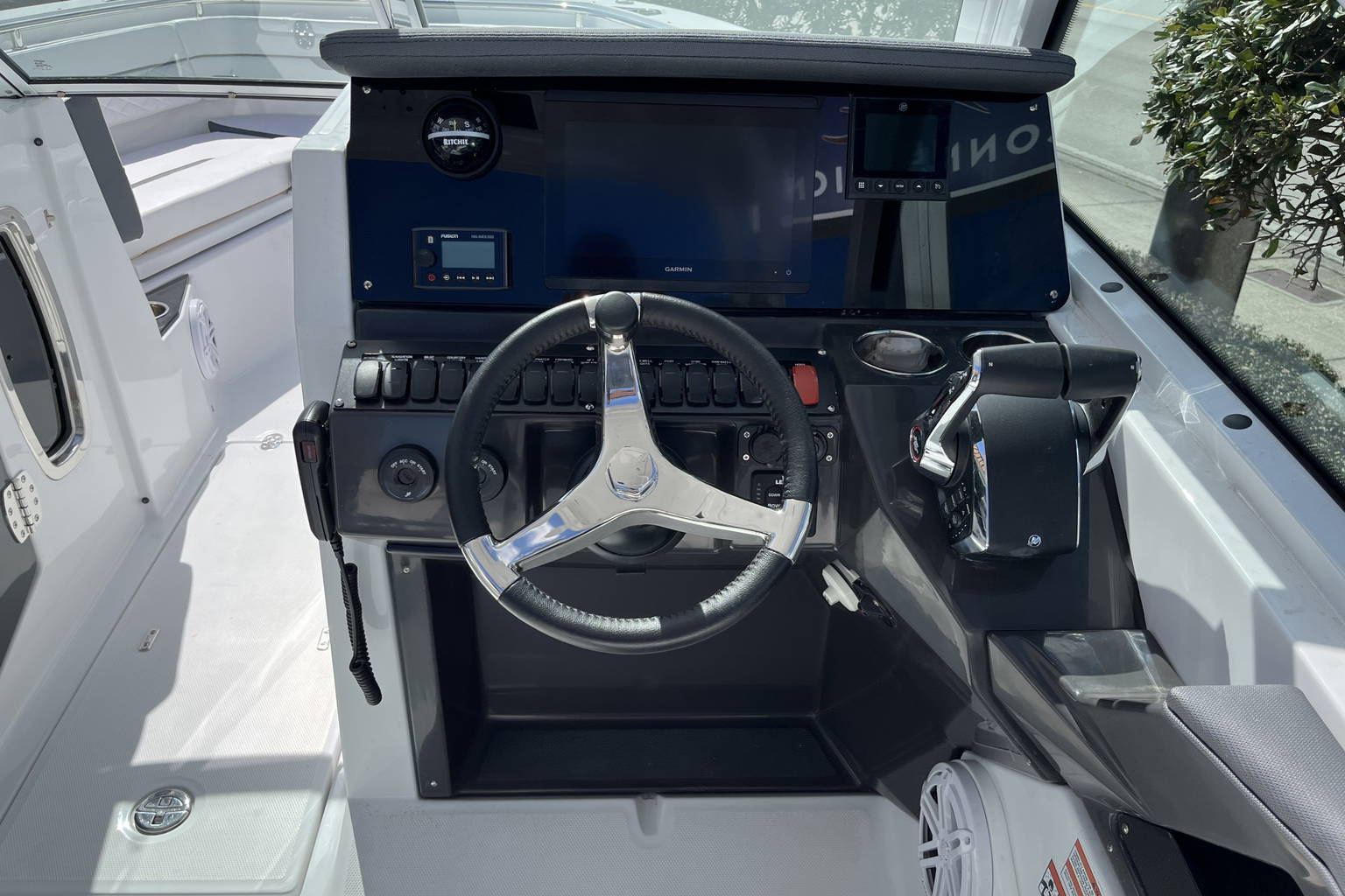 New 2023 Blackfin 252DC #H205 image 12