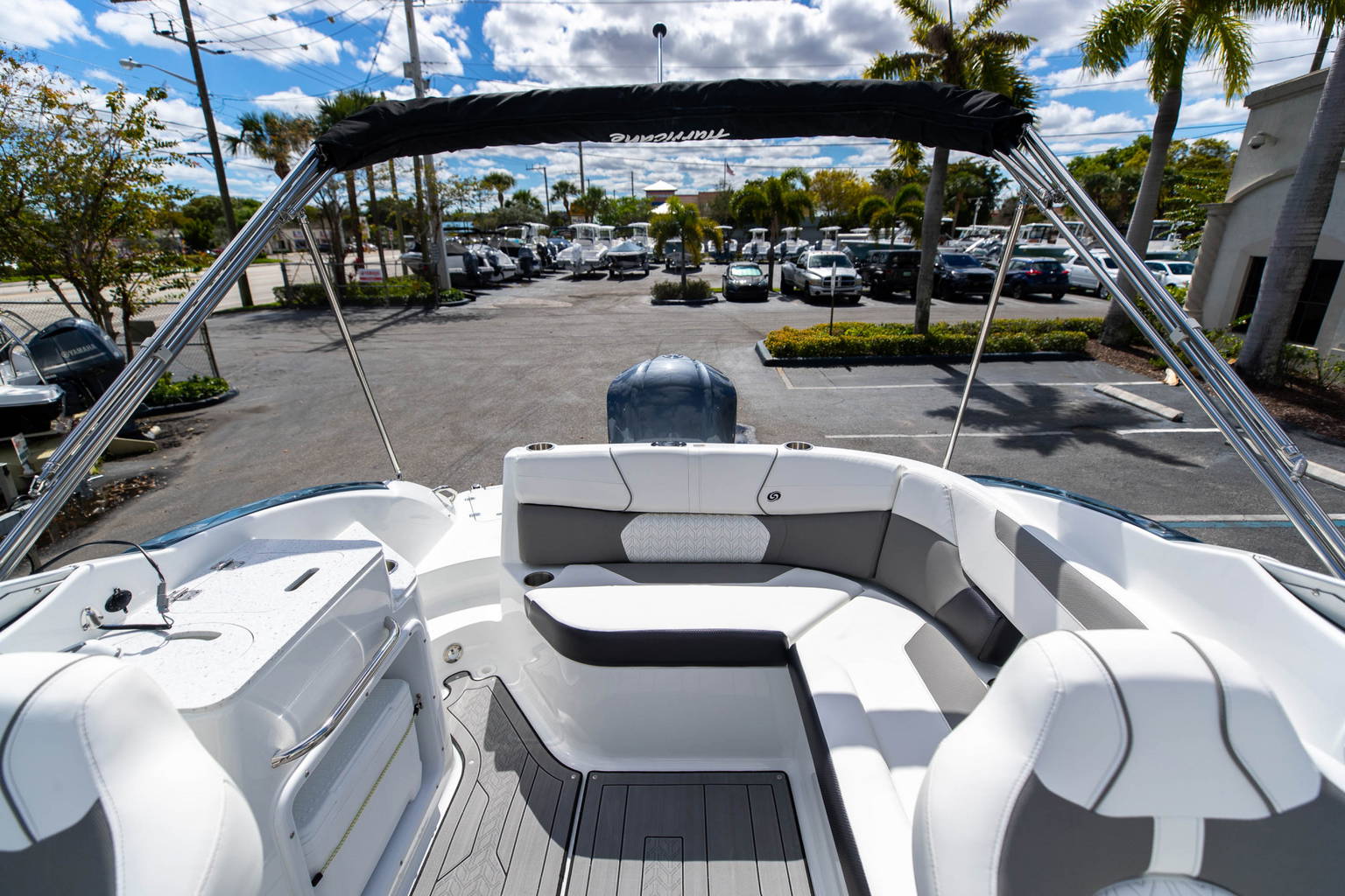 New 2023 Hurricane SunDeck 2400 OB #2447 image 13