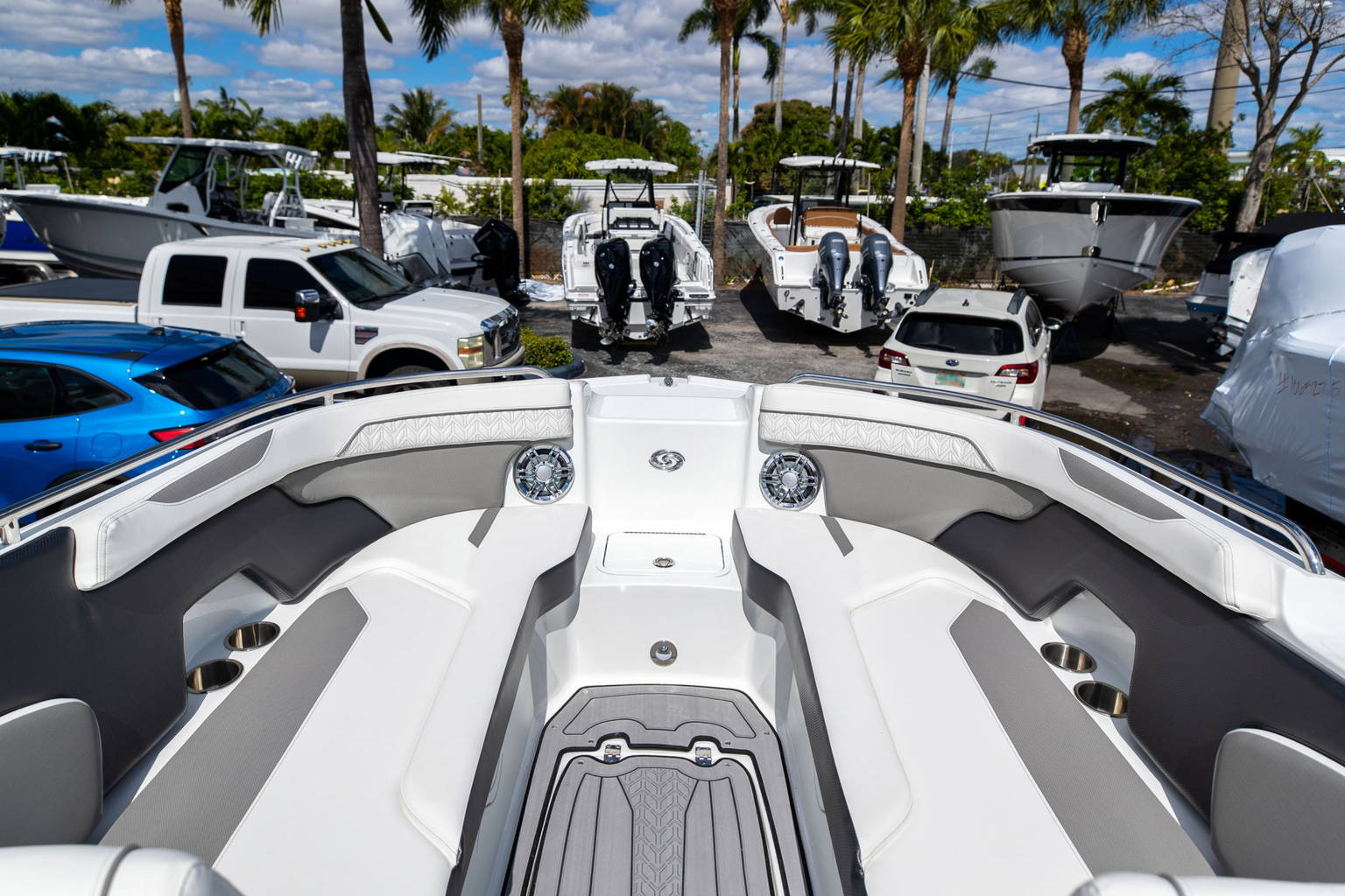 New 2023 Hurricane SunDeck 2400 OB #2447 image 31