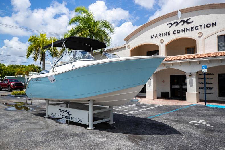 New 2022 Cobia 220 DC #G026 image 2