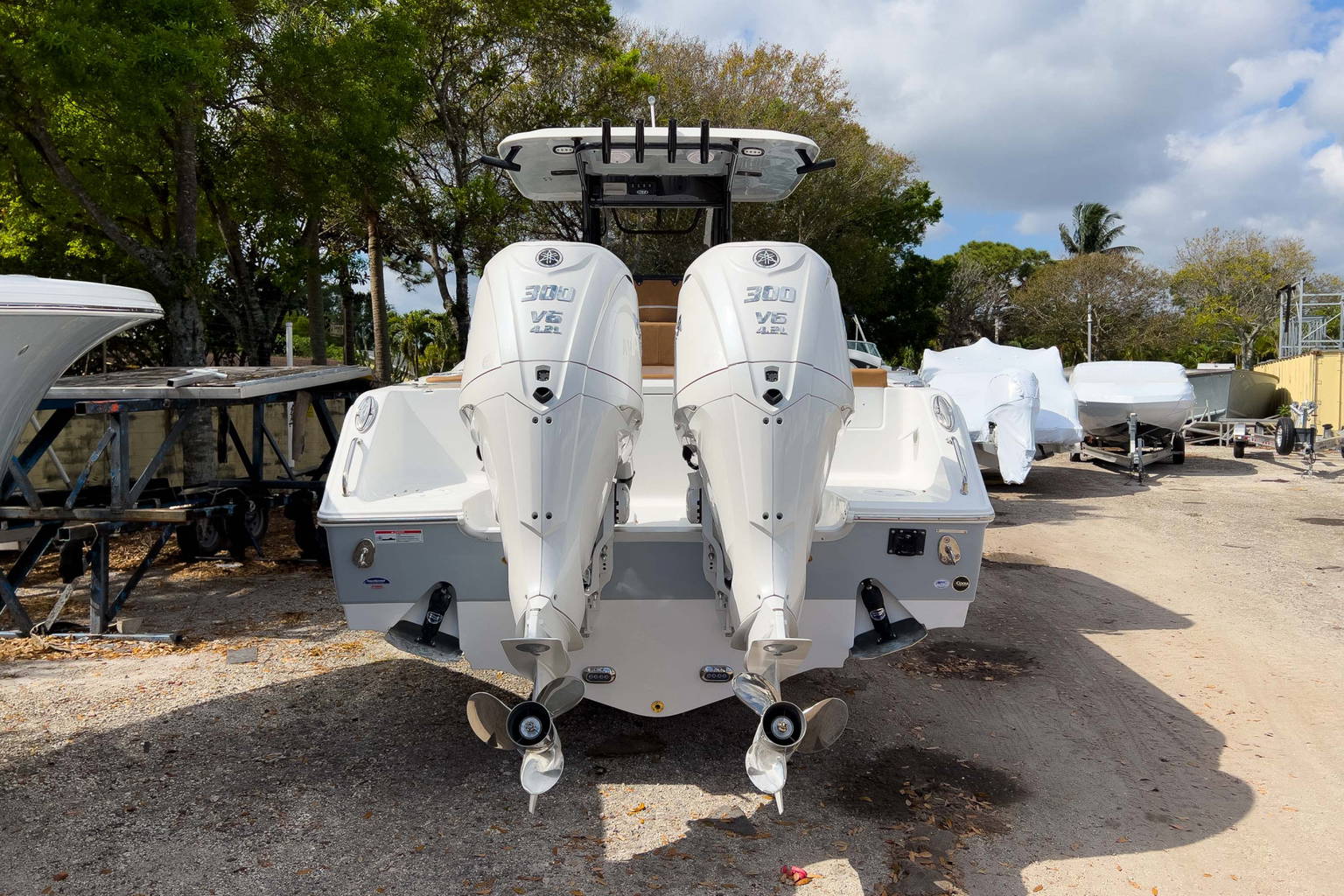 New 2023 Sea Hunt Gamefish 30 CB #0136 image 3