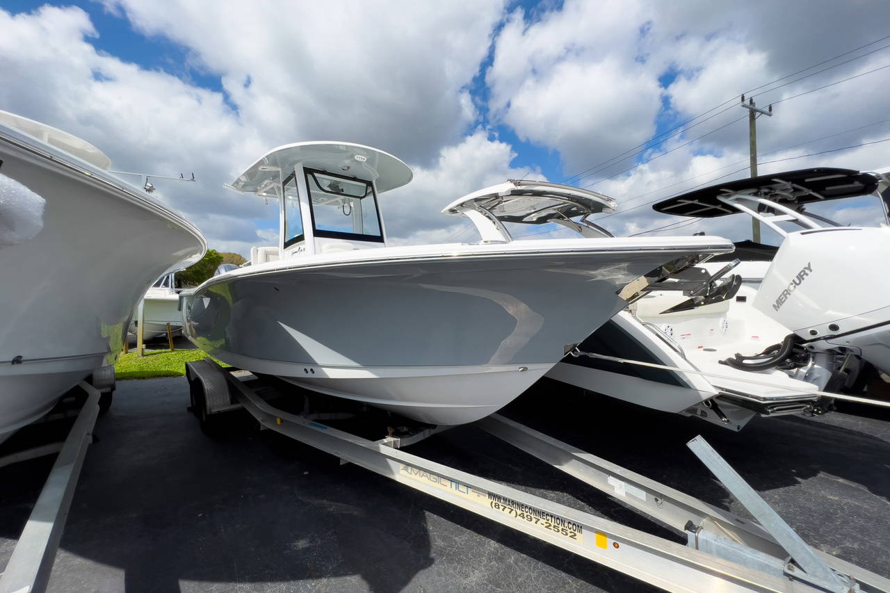 Main image of Sea Hunt Gamefish 25 in Stuart, FL