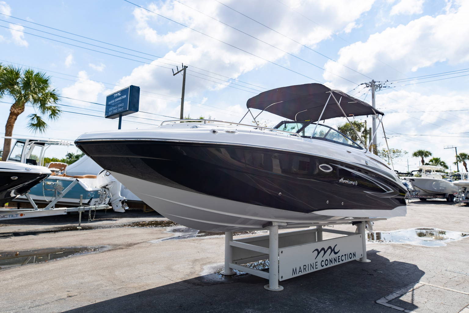 New 2023 Hurricane SunDeck 2400 OB #2449 image 4