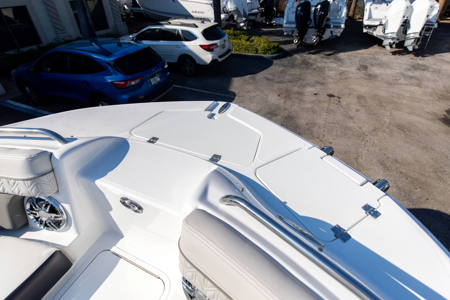New 2023 Hurricane SunDeck 2400 OB #2449 image 36