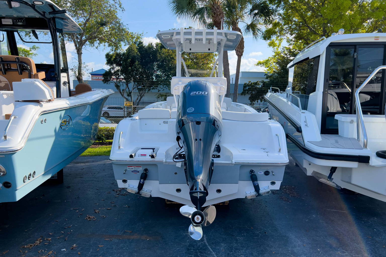 Alternative image of Sea Hunt Ultra 229 in West Palm Beach, FL