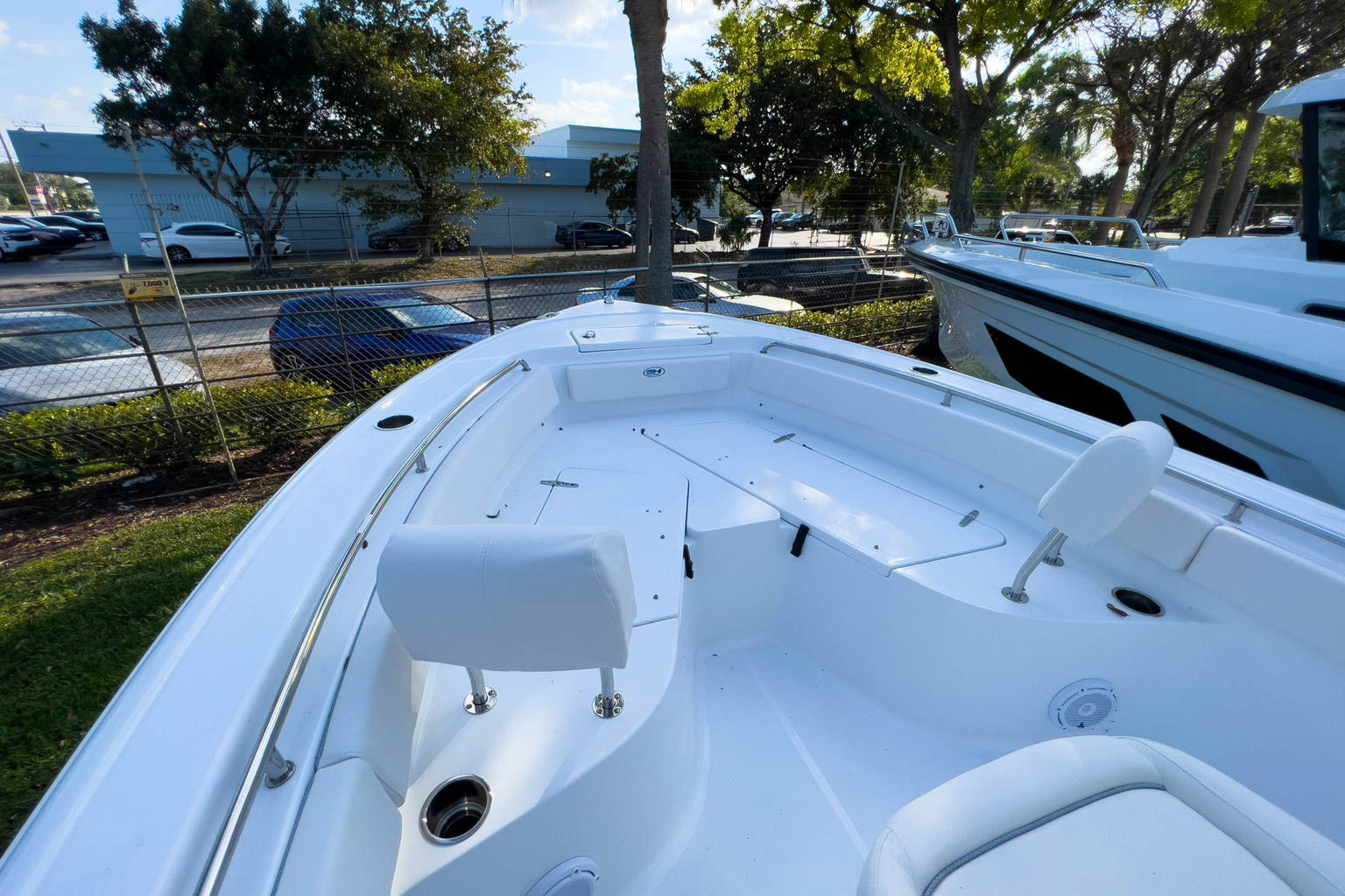 New 2023 Sea Hunt Ultra 229 #0832 image 8