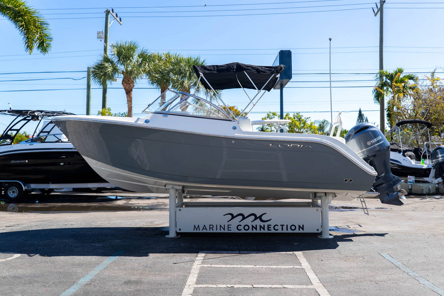 New 2023 Cobia 220 DC #G018 image 5
