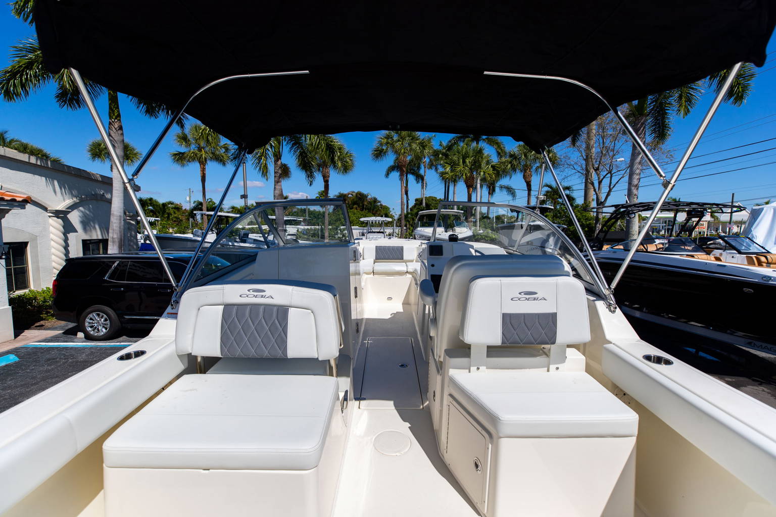 New 2023 Cobia 220 DC #G018 image 9