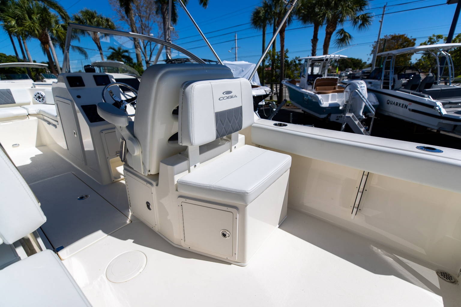 New 2023 Cobia 220 DC #G018 image 15