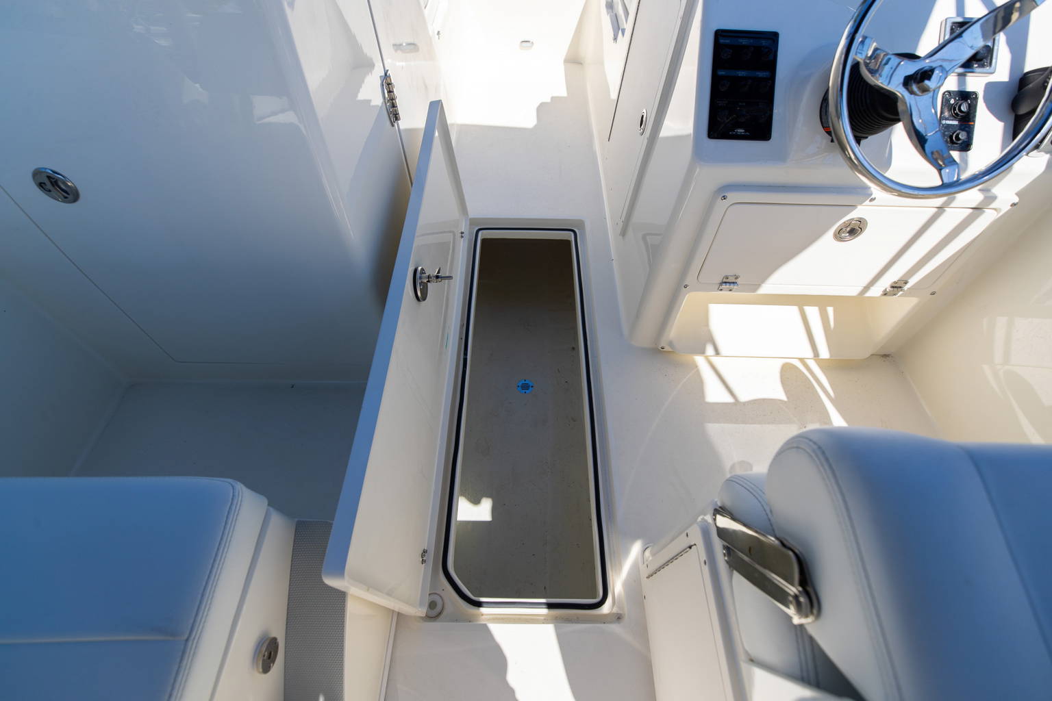 New 2023 Cobia 220 DC #G018 image 31