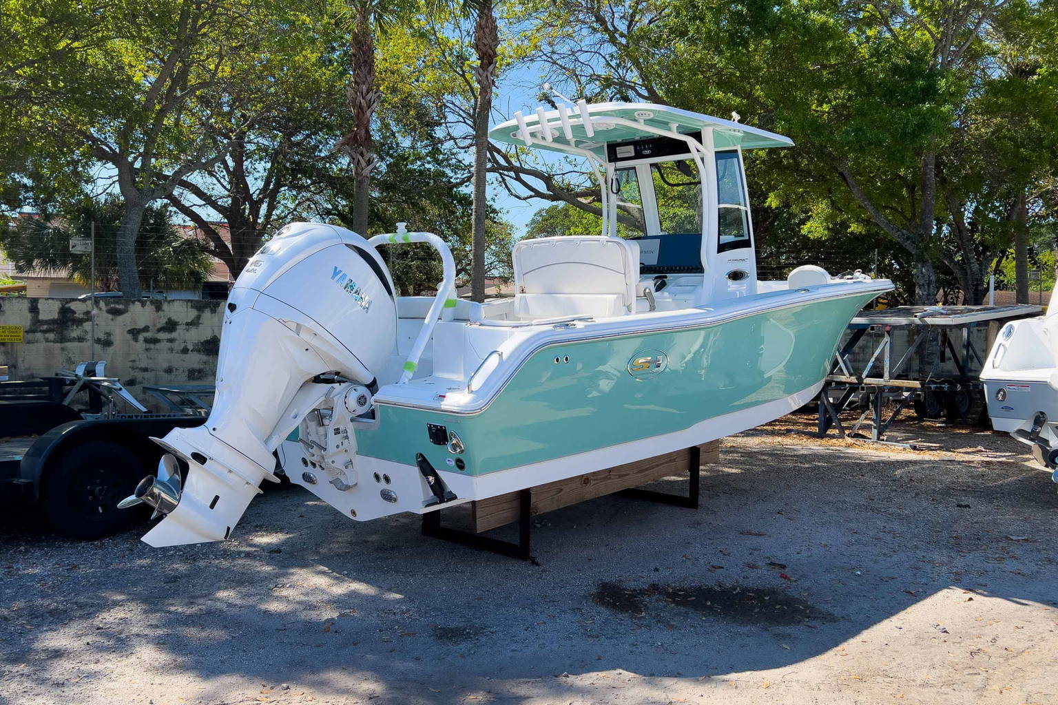 New 2023 Sea Hunt Ultra 255 SE #0375 image 1