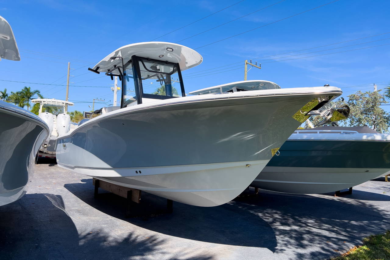 Main image of Sea Hunt Gamefish 25 in West Palm Beach, FL