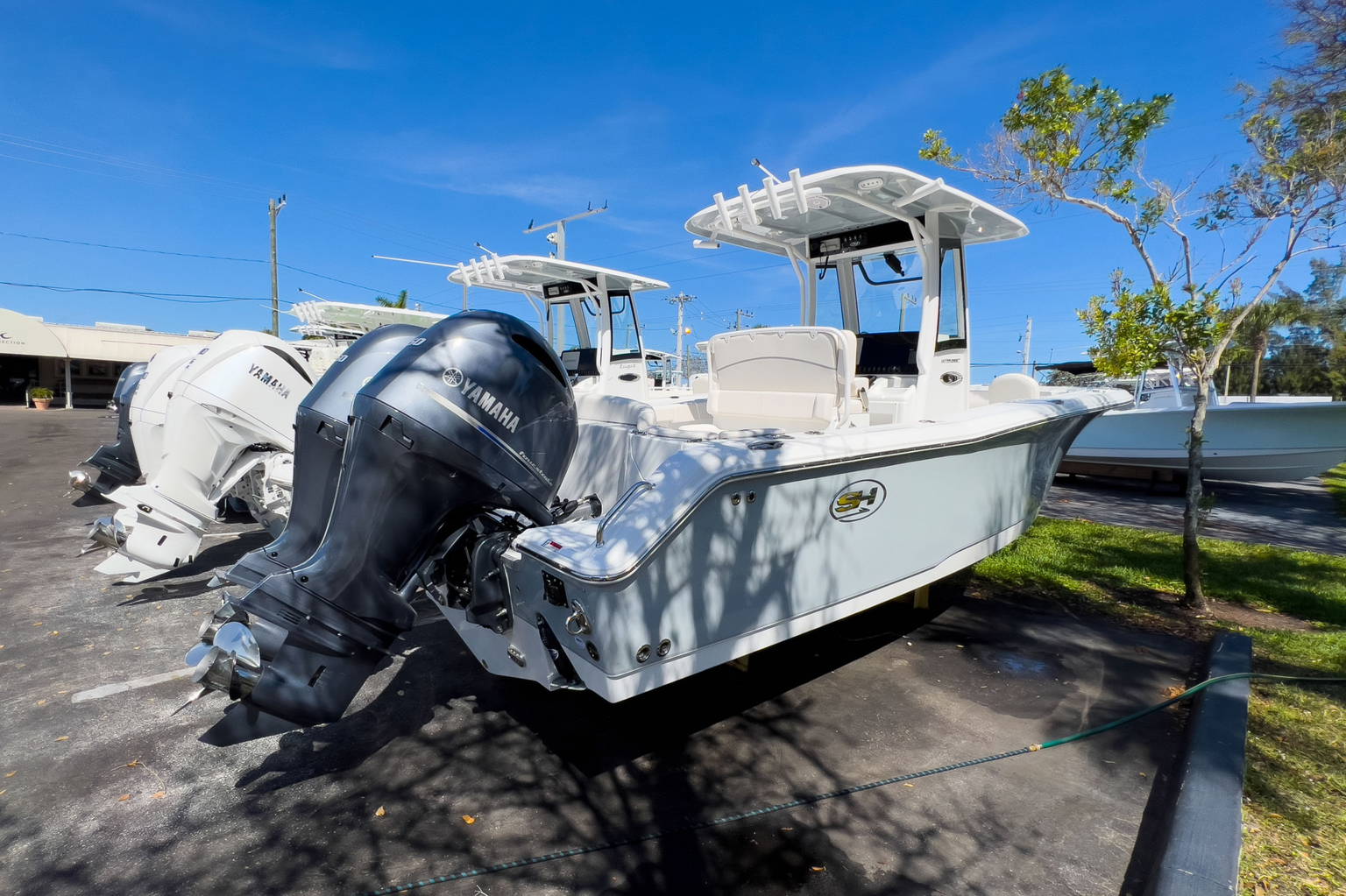 Alternative image of Sea Hunt Ultra 265 SE in West Palm Beach, FL