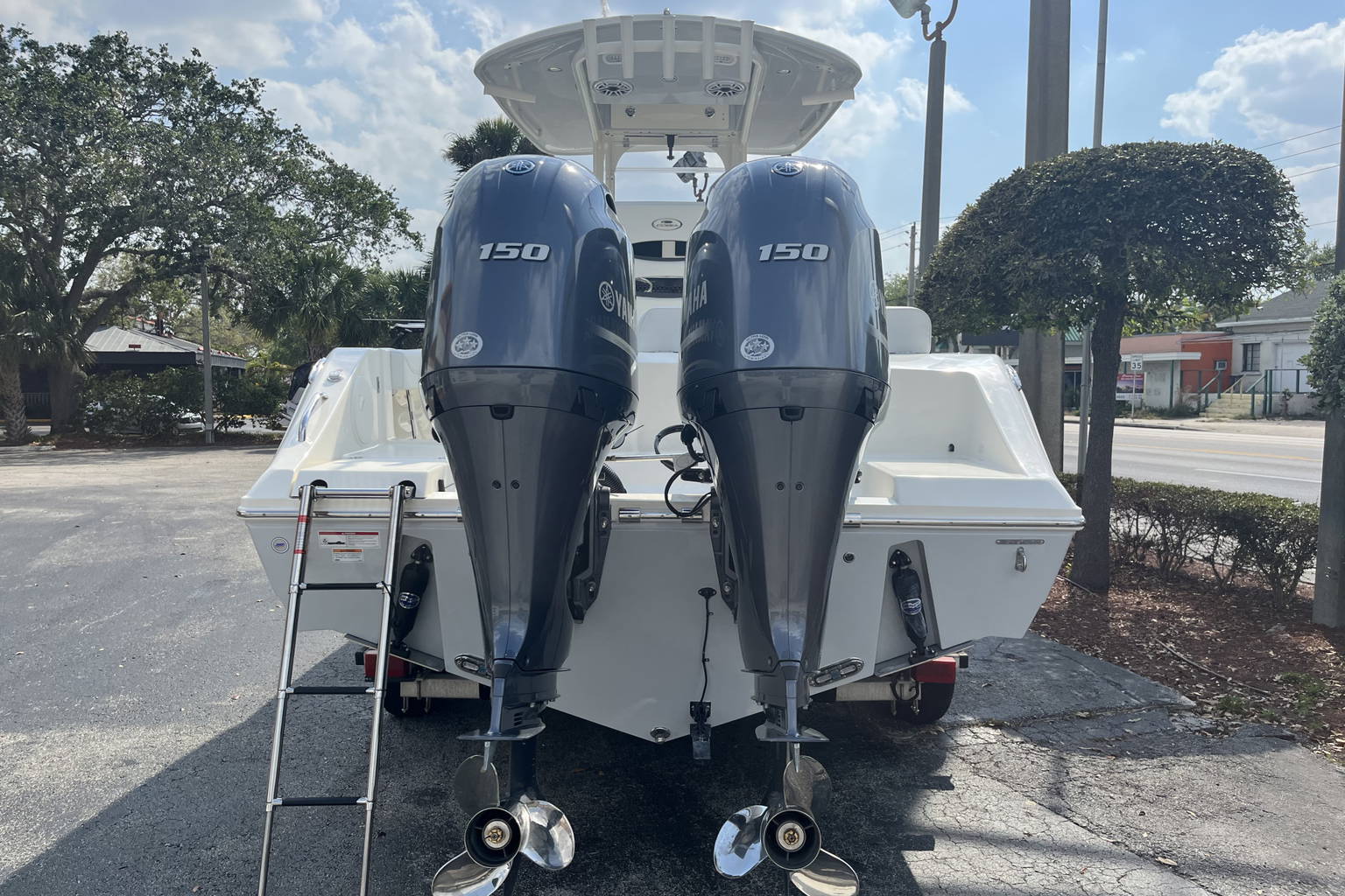 New 2023 Cobia 240 CC #B071 image 5