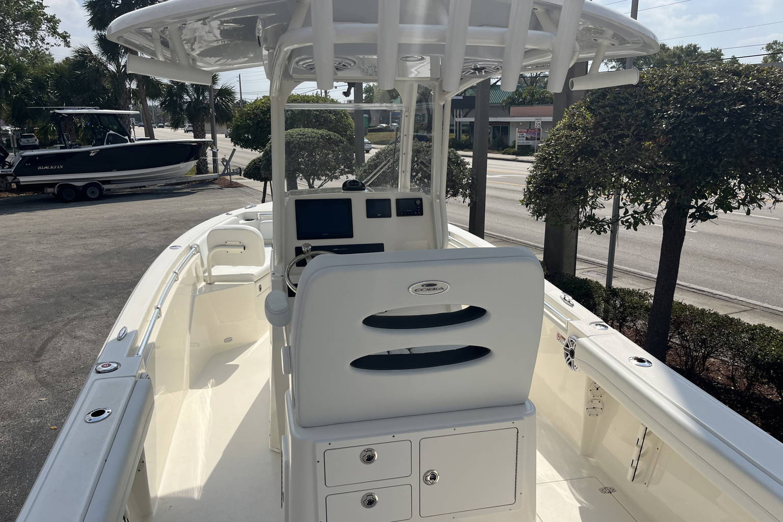 New 2023 Cobia 240 CC #B071 image 10