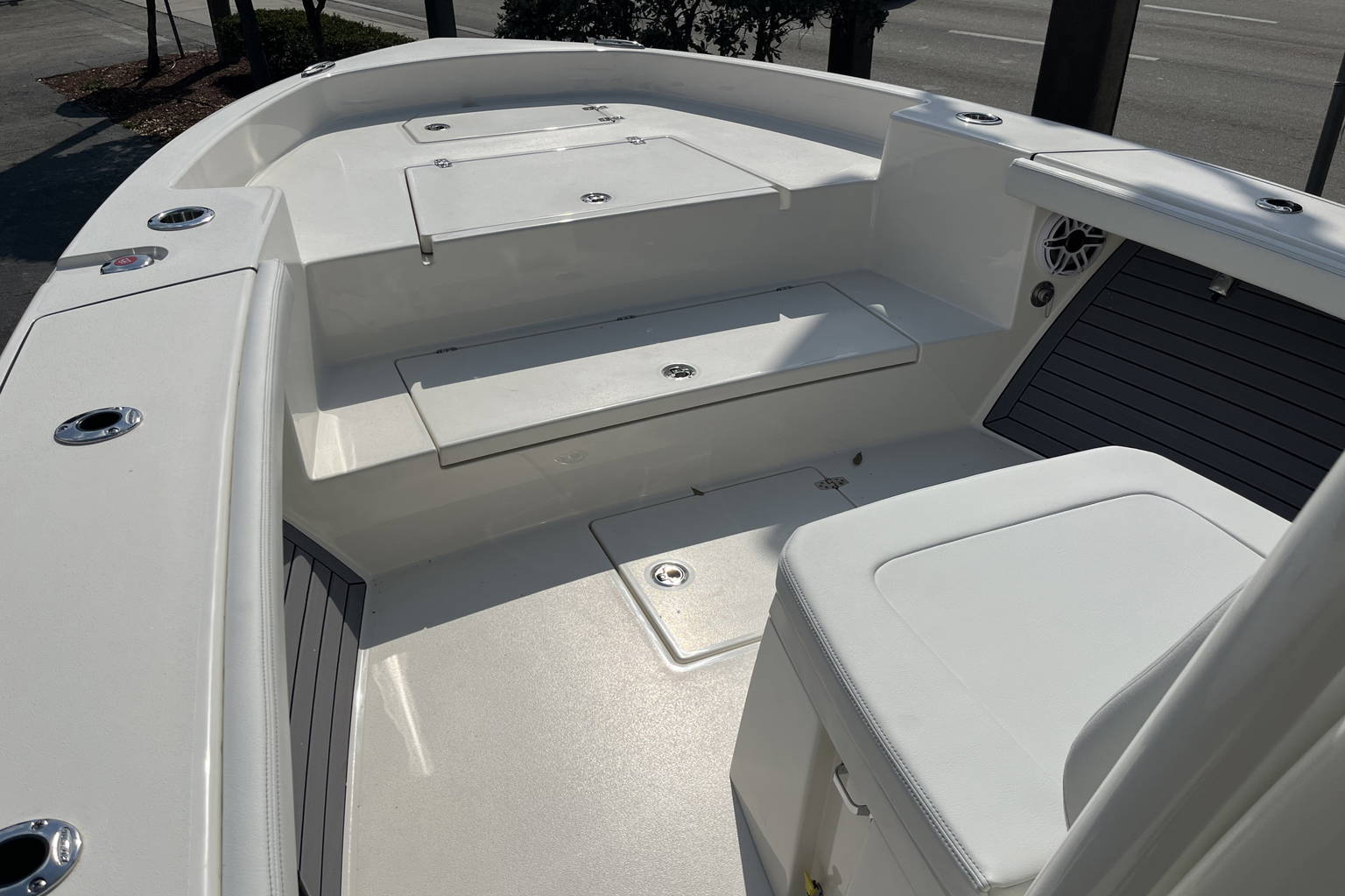 New 2023 Pathfinder 2700 Open #F058 image 15
