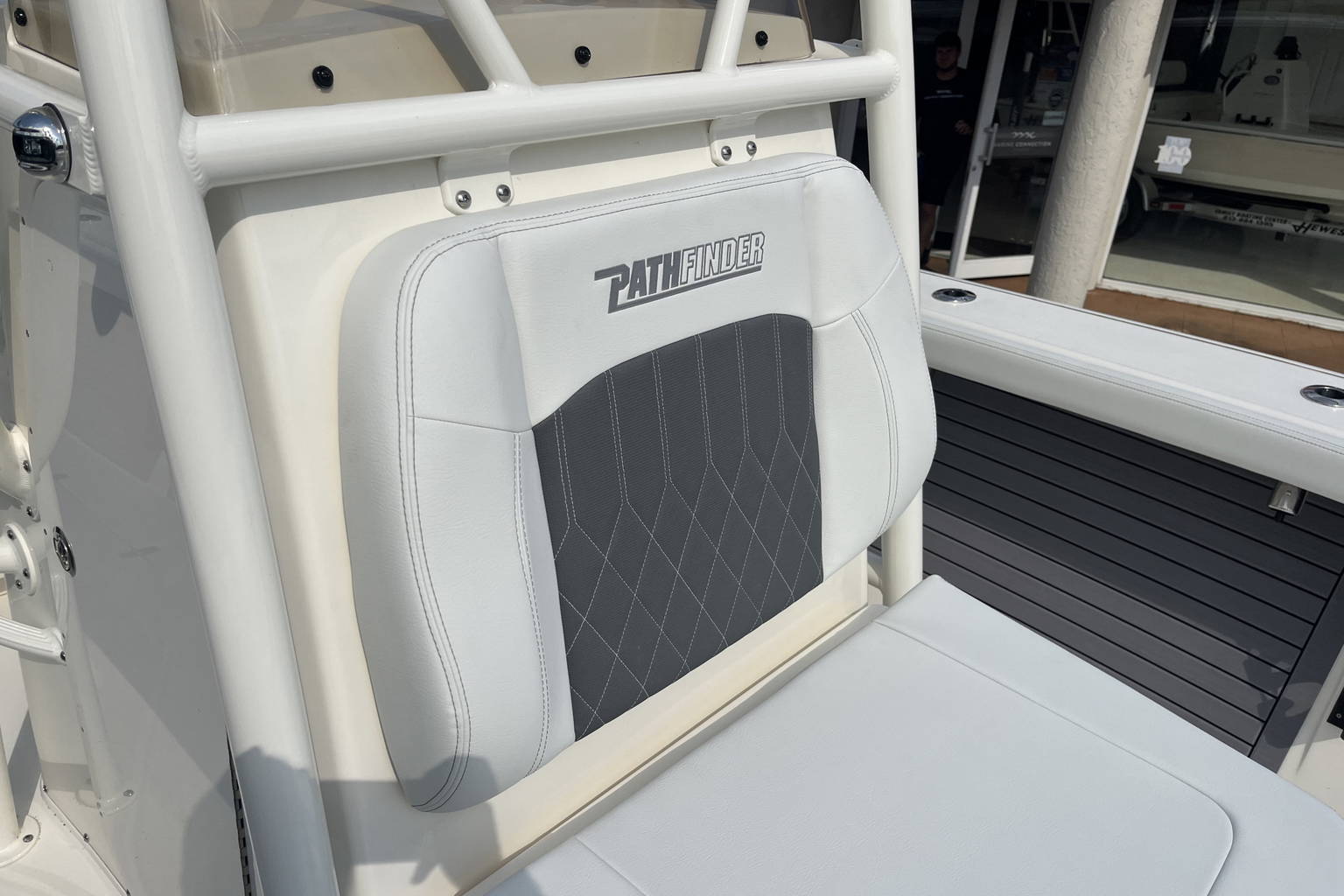New 2023 Pathfinder 2700 Open #F058 image 18