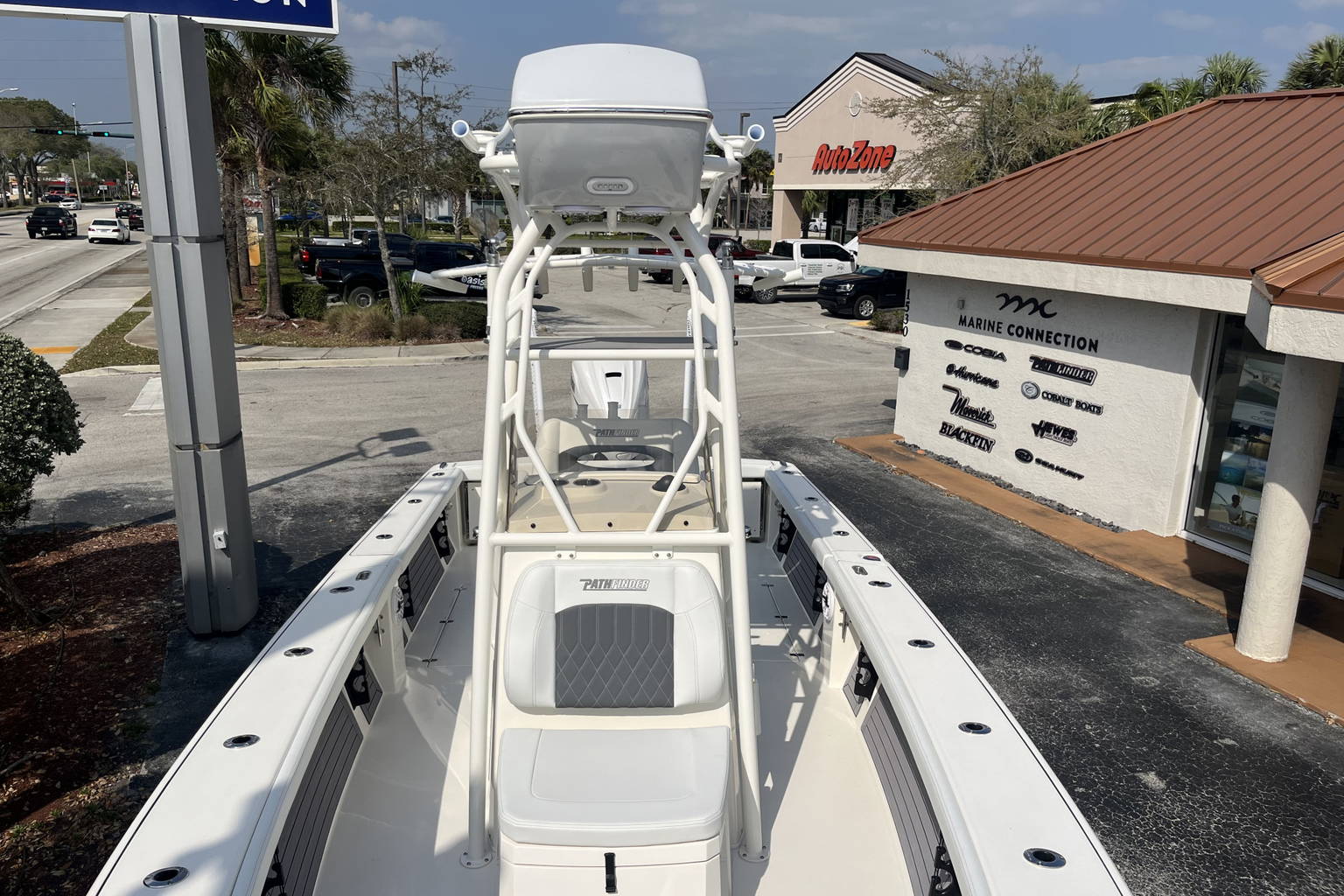 New 2023 Pathfinder 2700 Open #F058 image 16