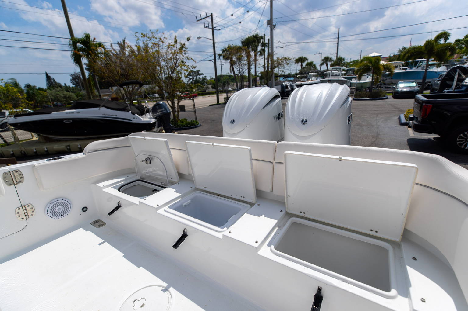 Alternative image of Sea Hunt Escape 28 in Fort Lauderdale, FL