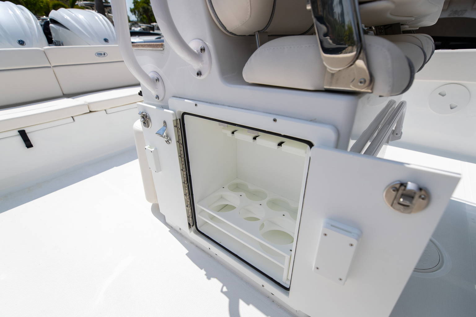 New 2023 Sea Hunt Escape 28 #0011 image 34