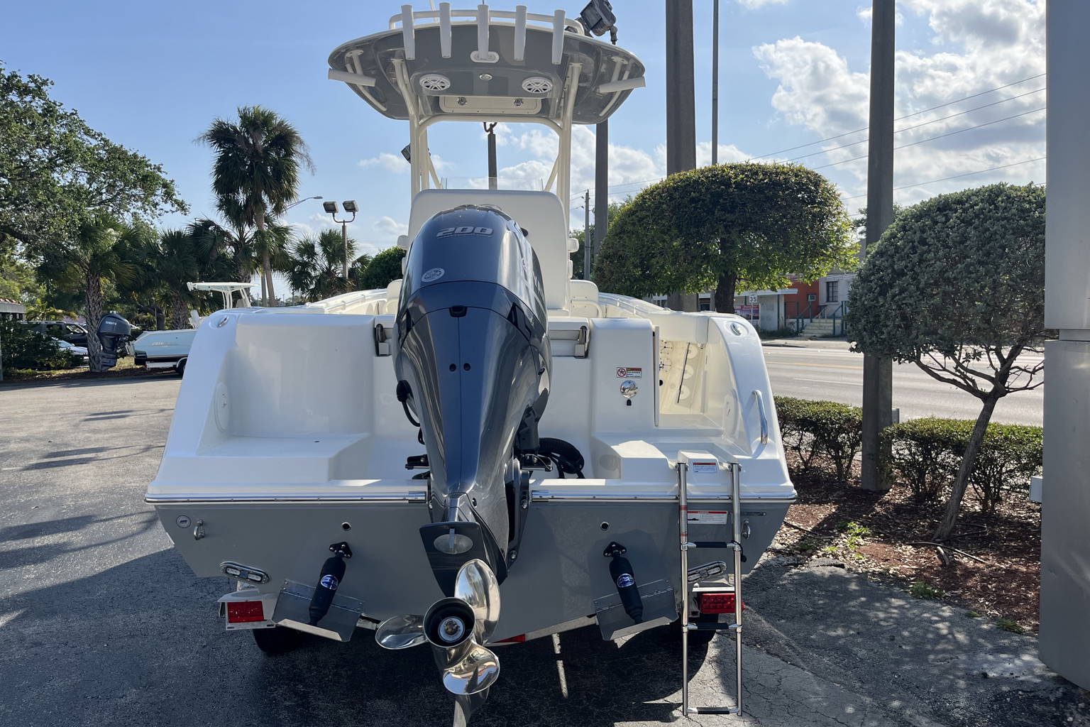 New 2023 Cobia 220 CC #X070 image 5