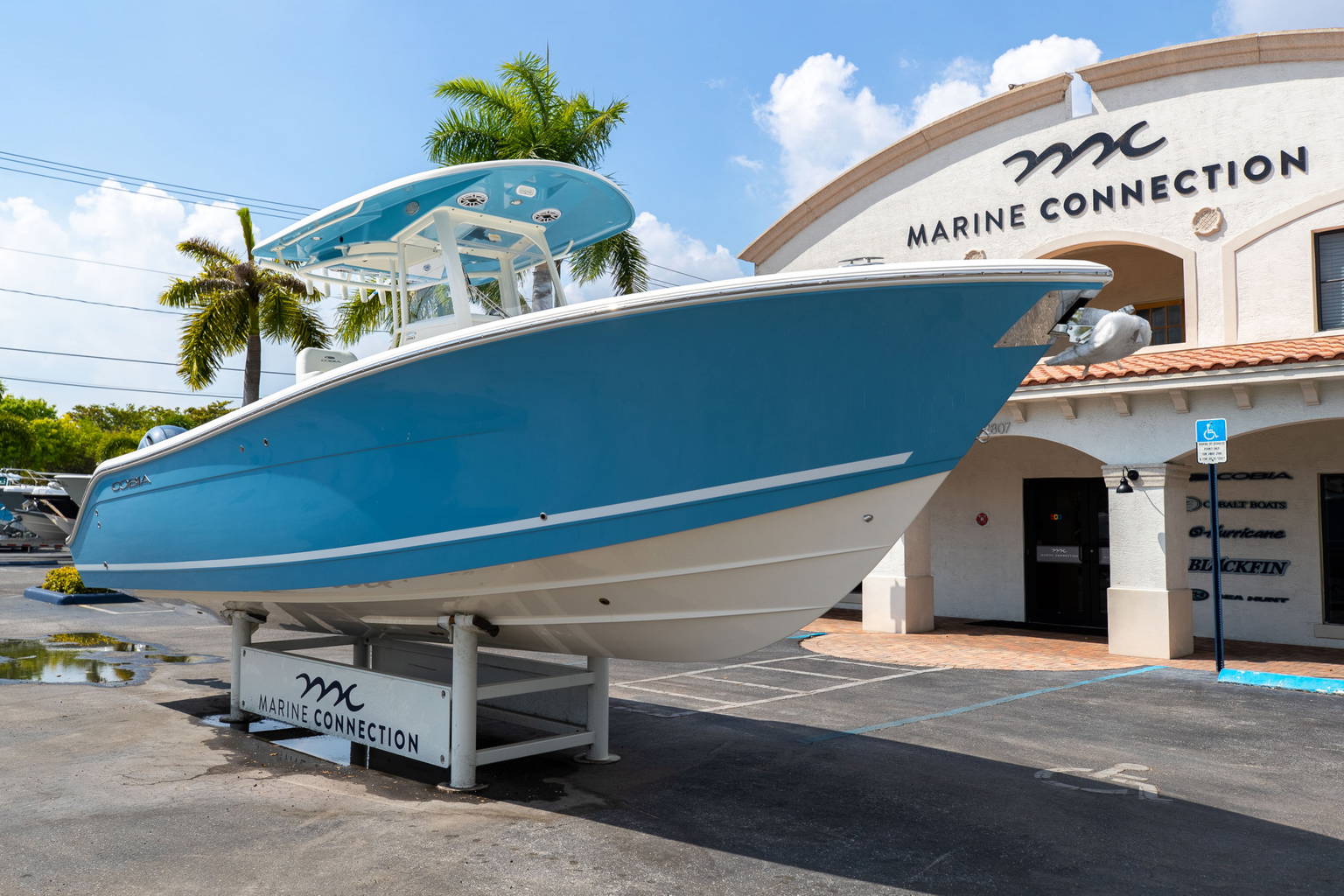New 2023 Cobia 280 CC #D049 image 2