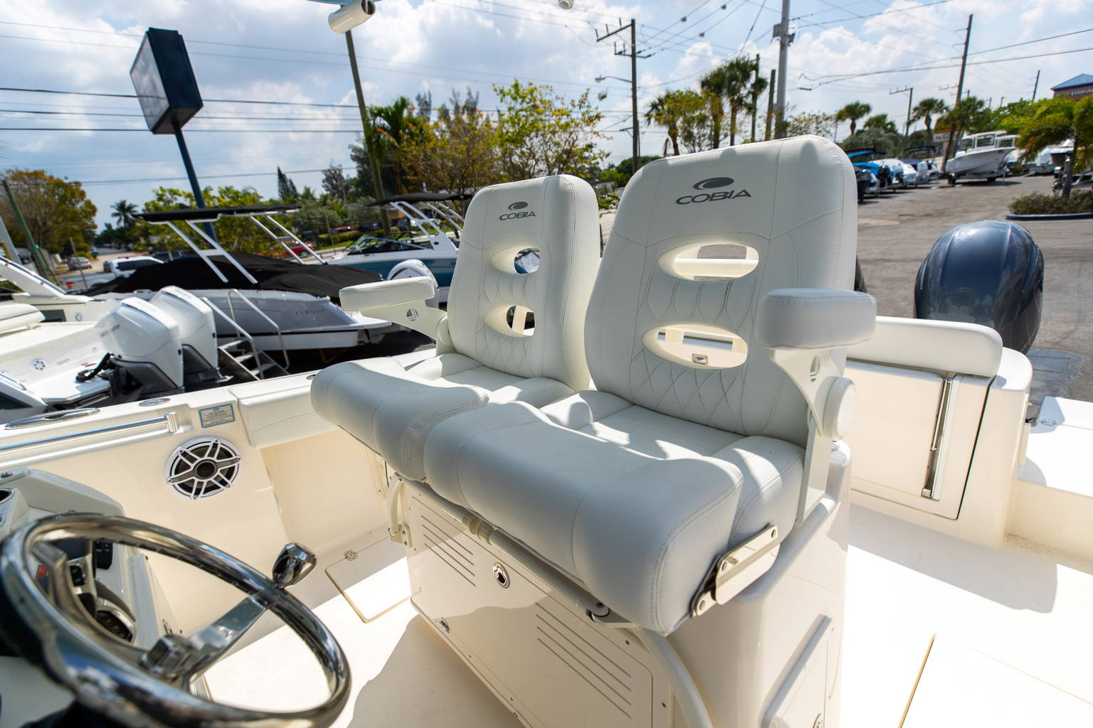 New 2023 Cobia 280 CC #D049 image 32