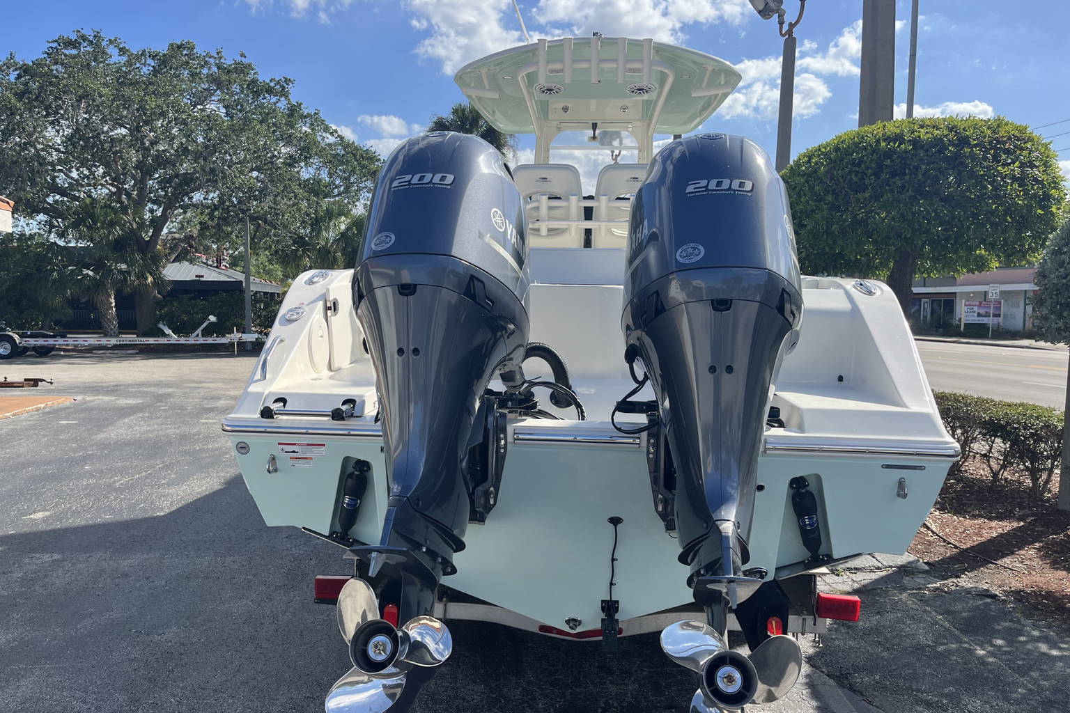 New 2023 Cobia 280 CC #D061 image 5