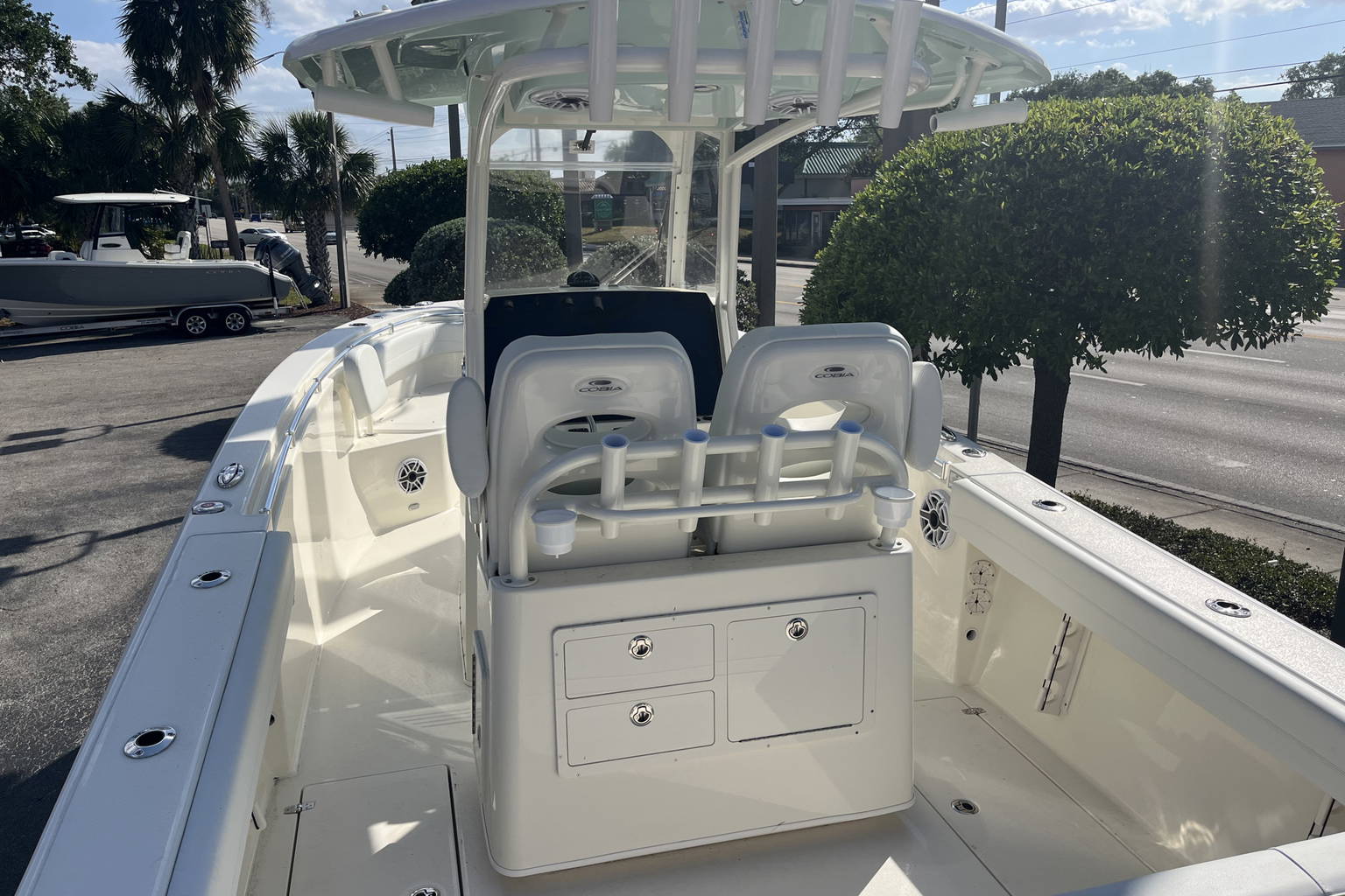 New 2023 Cobia 280 CC #D061 image 10
