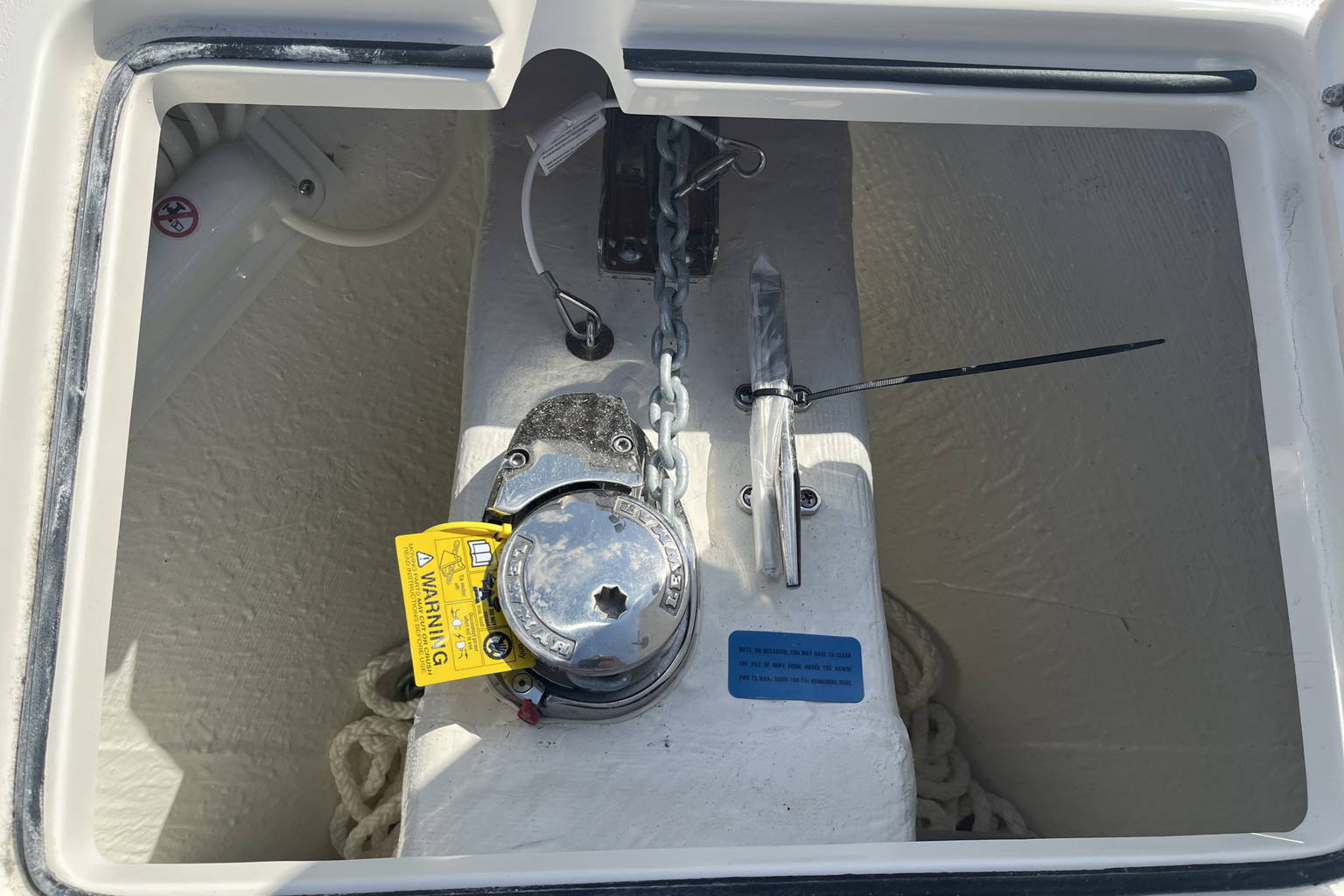 New 2023 Cobia 280 CC #D061 image 18