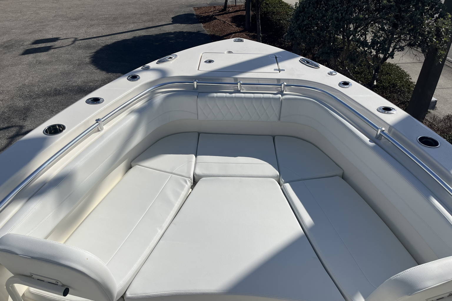 New 2023 Cobia 280 CC #D061 image 16