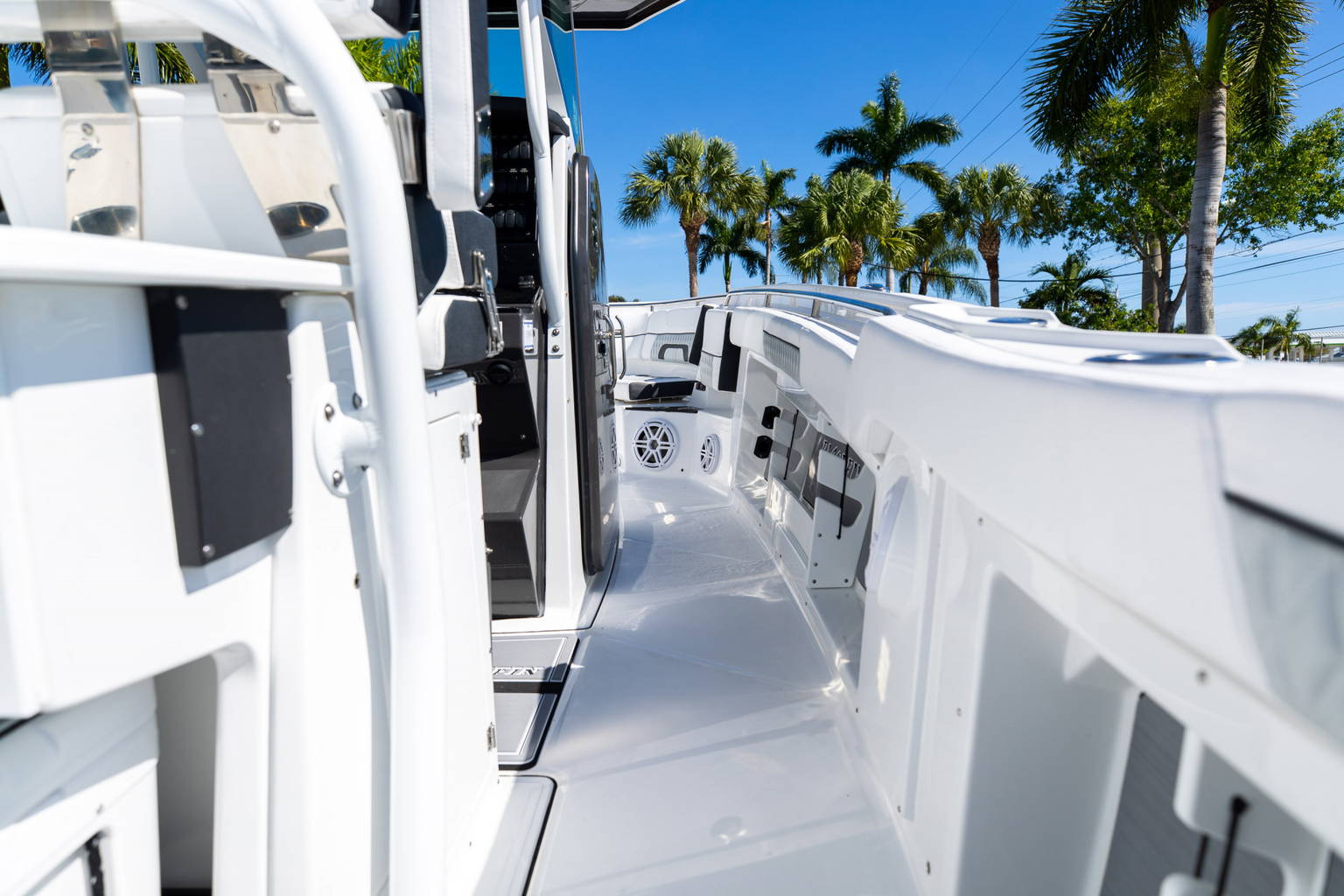 New 2023 Blackfin 302CC #E161 image 23