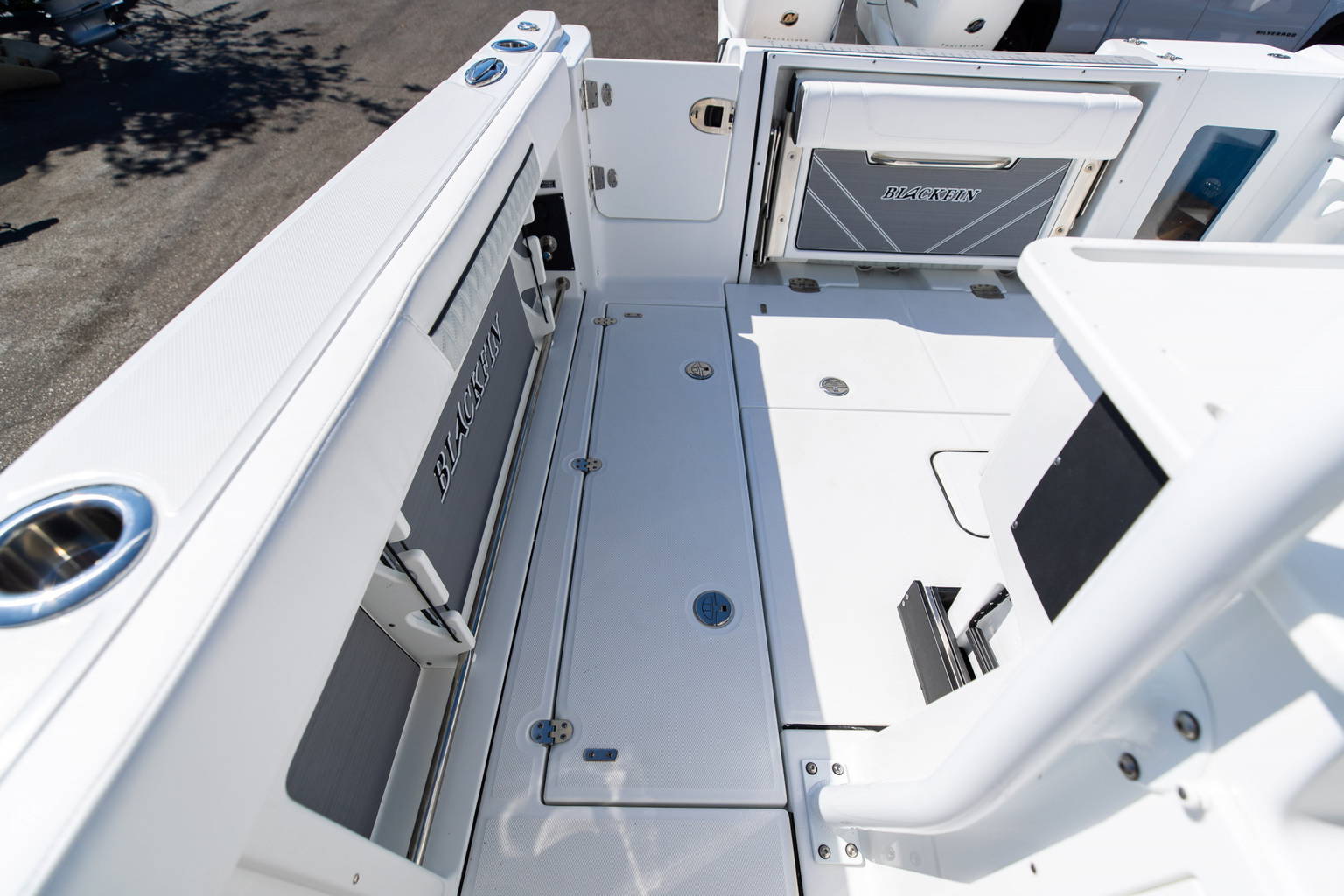 New 2023 Blackfin 302CC #E161 image 24