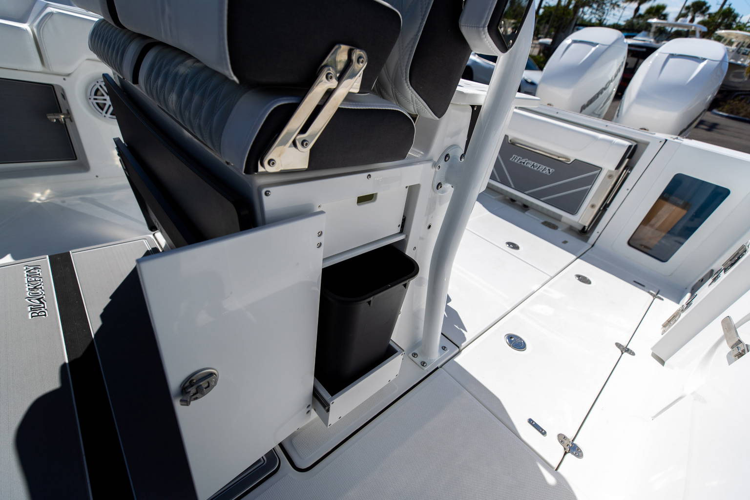 New 2023 Blackfin 302CC #E161 image 51