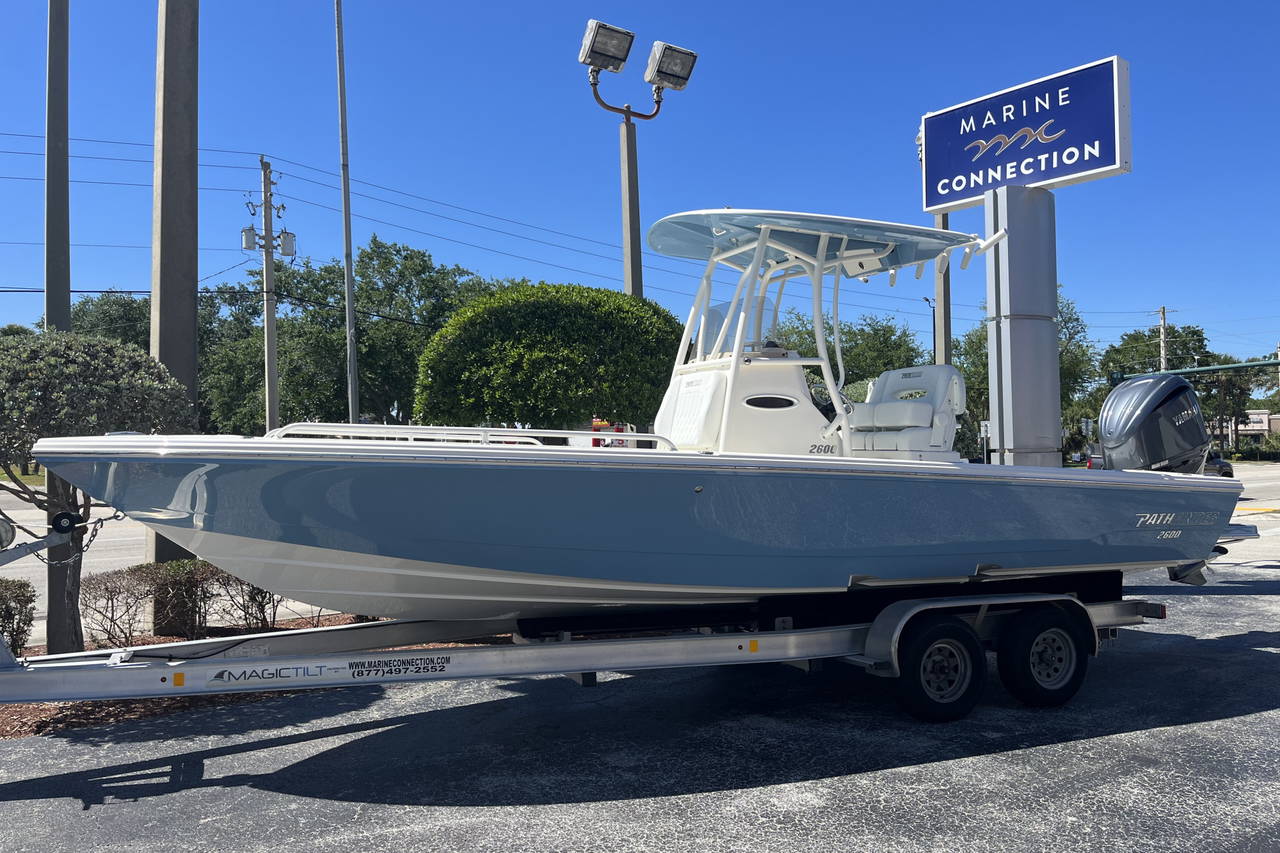 Main image of Pathfinder 2600 TRS in Vero Beach, FL