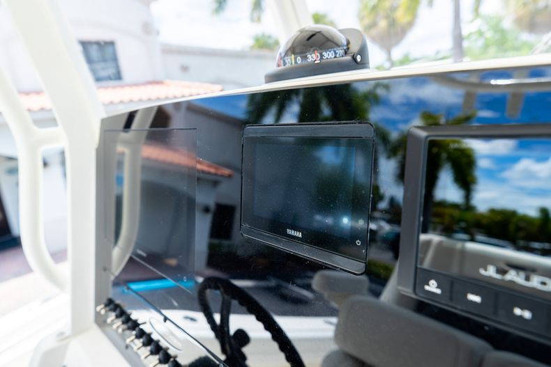 Alternative image of Cobia 240 CC in Miami, FL