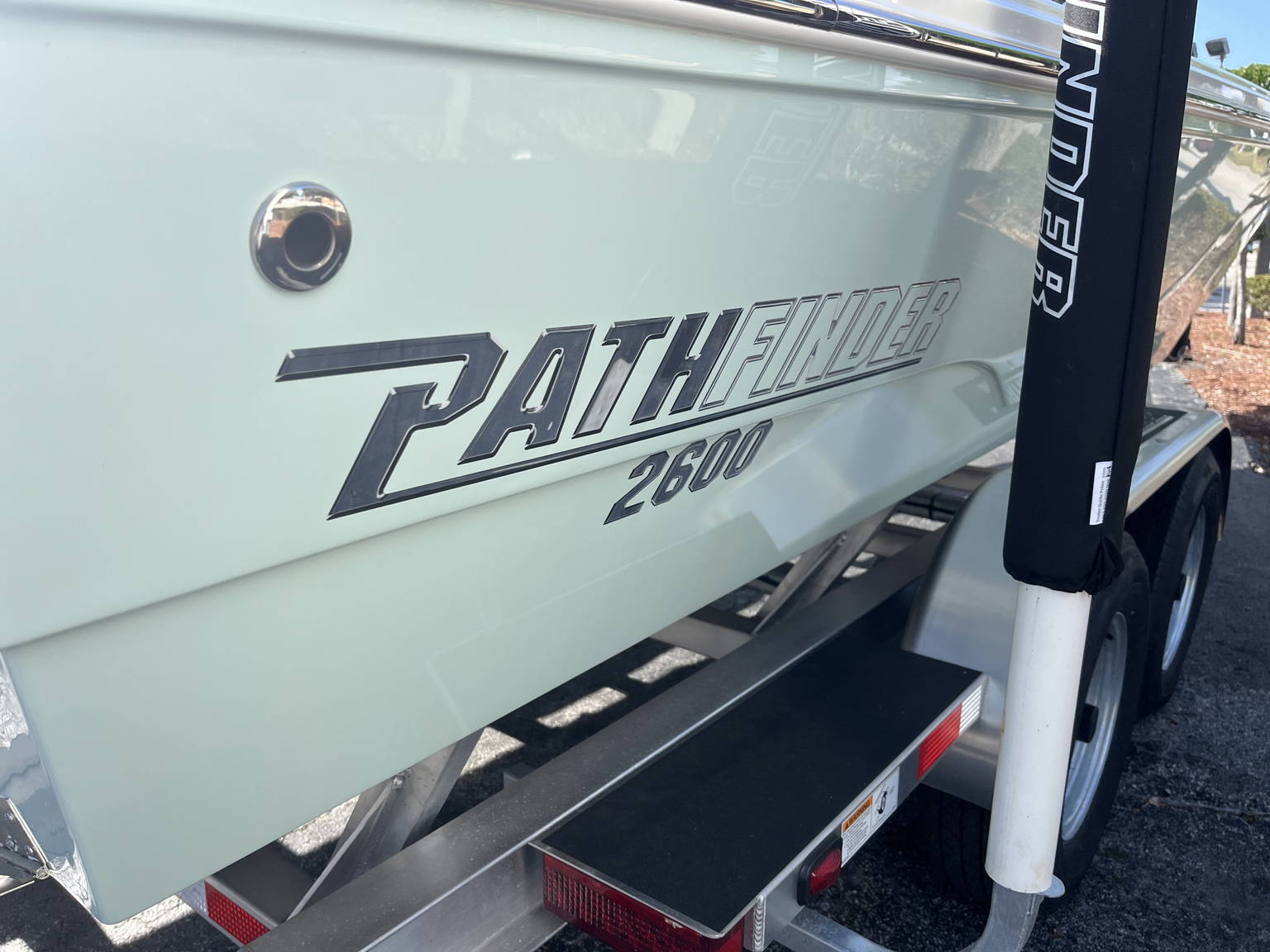 Alternative image of Pathfinder 2600 HPS in Vero Beach, FL